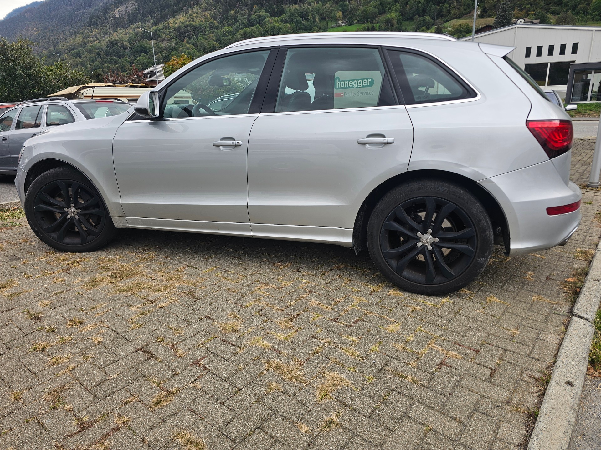 AUDI SQ5 3.0 TDI quattro tiptronic-image-5