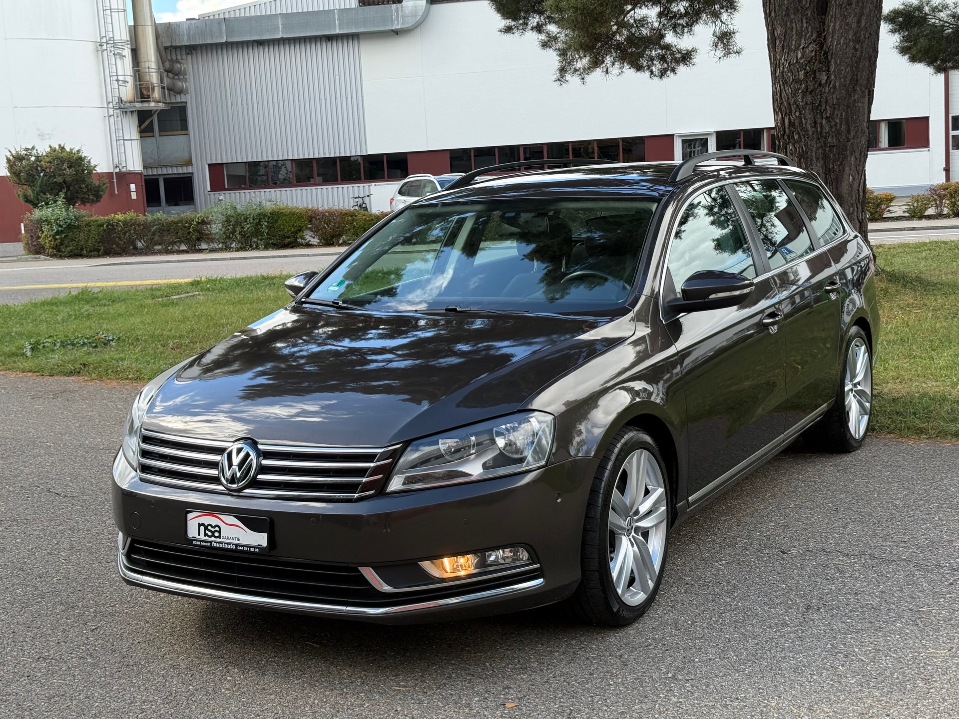 VW Passat Variant 1.8 TSI Highline-image-2