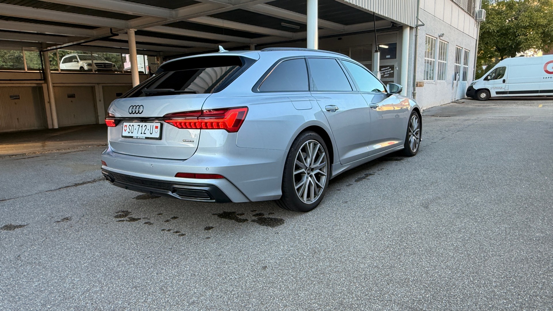 AUDI A6 Avant 50 TDI Sport quattro tiptronic-image-4