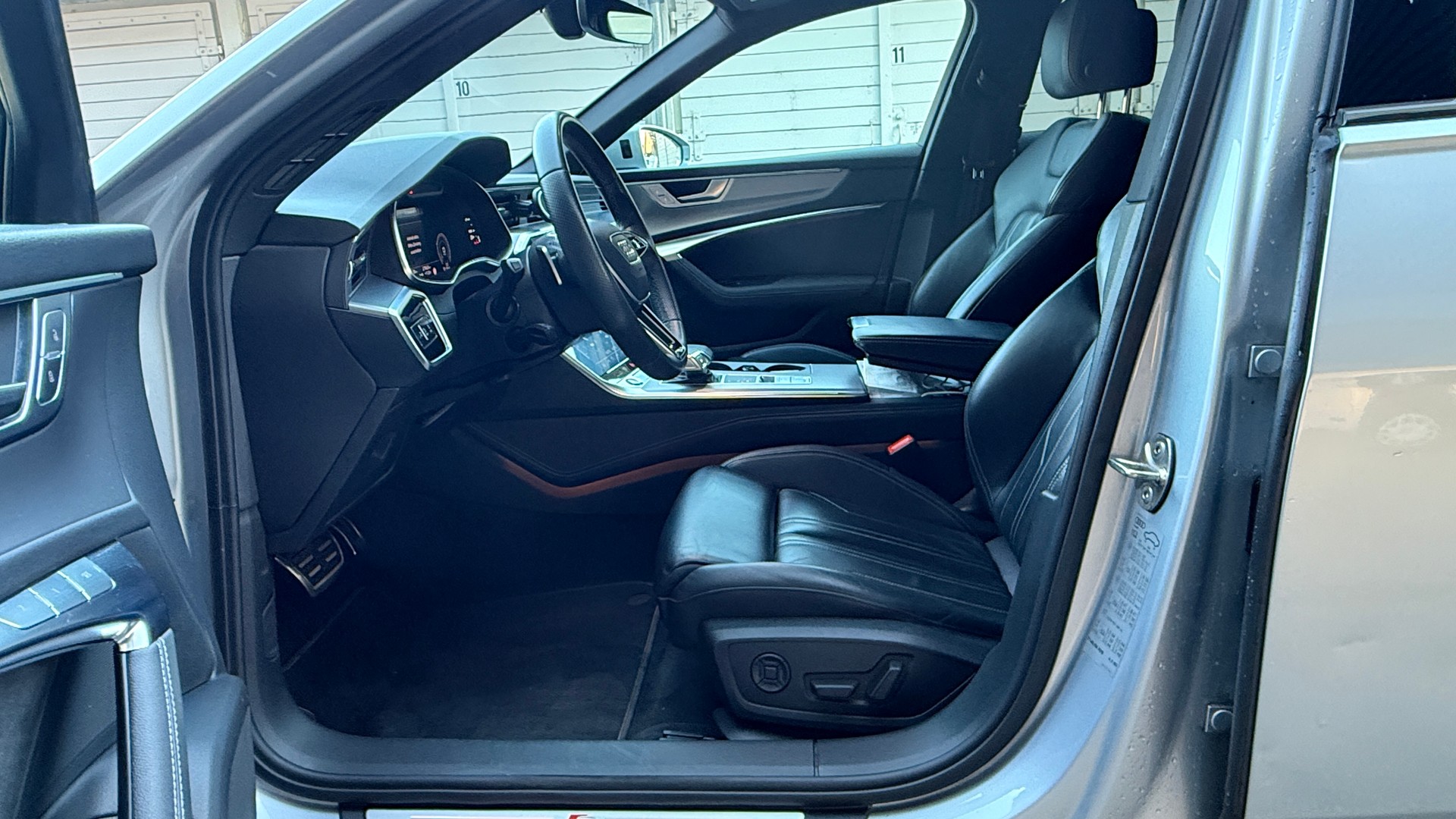 AUDI A6 Avant 50 TDI Sport quattro tiptronic-image-8