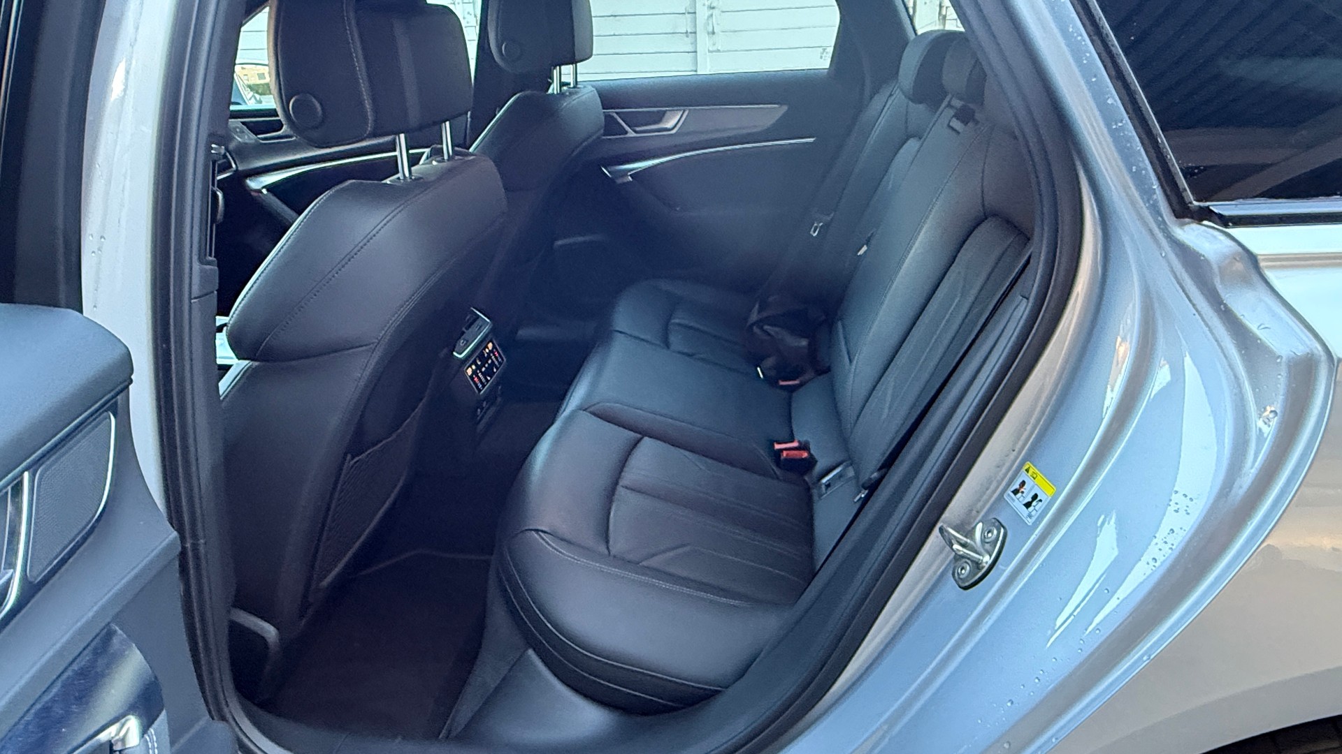 AUDI A6 Avant 50 TDI Sport quattro tiptronic-image-9