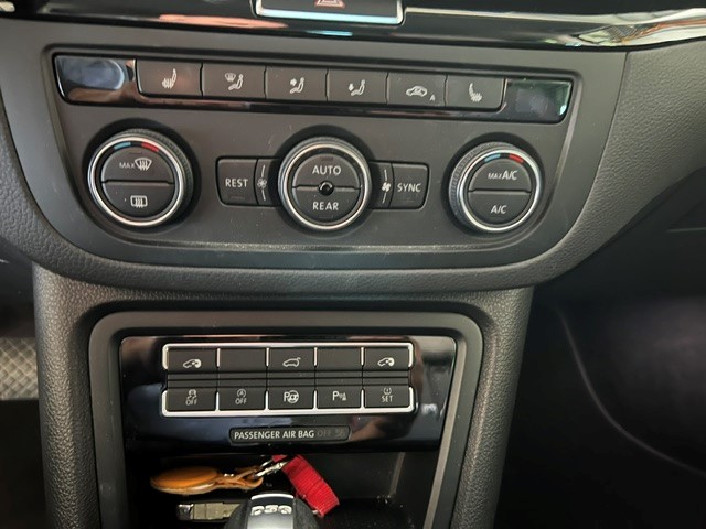 SEAT Alhambra 2.0 TDI 4Drive SWISS FR-image-9