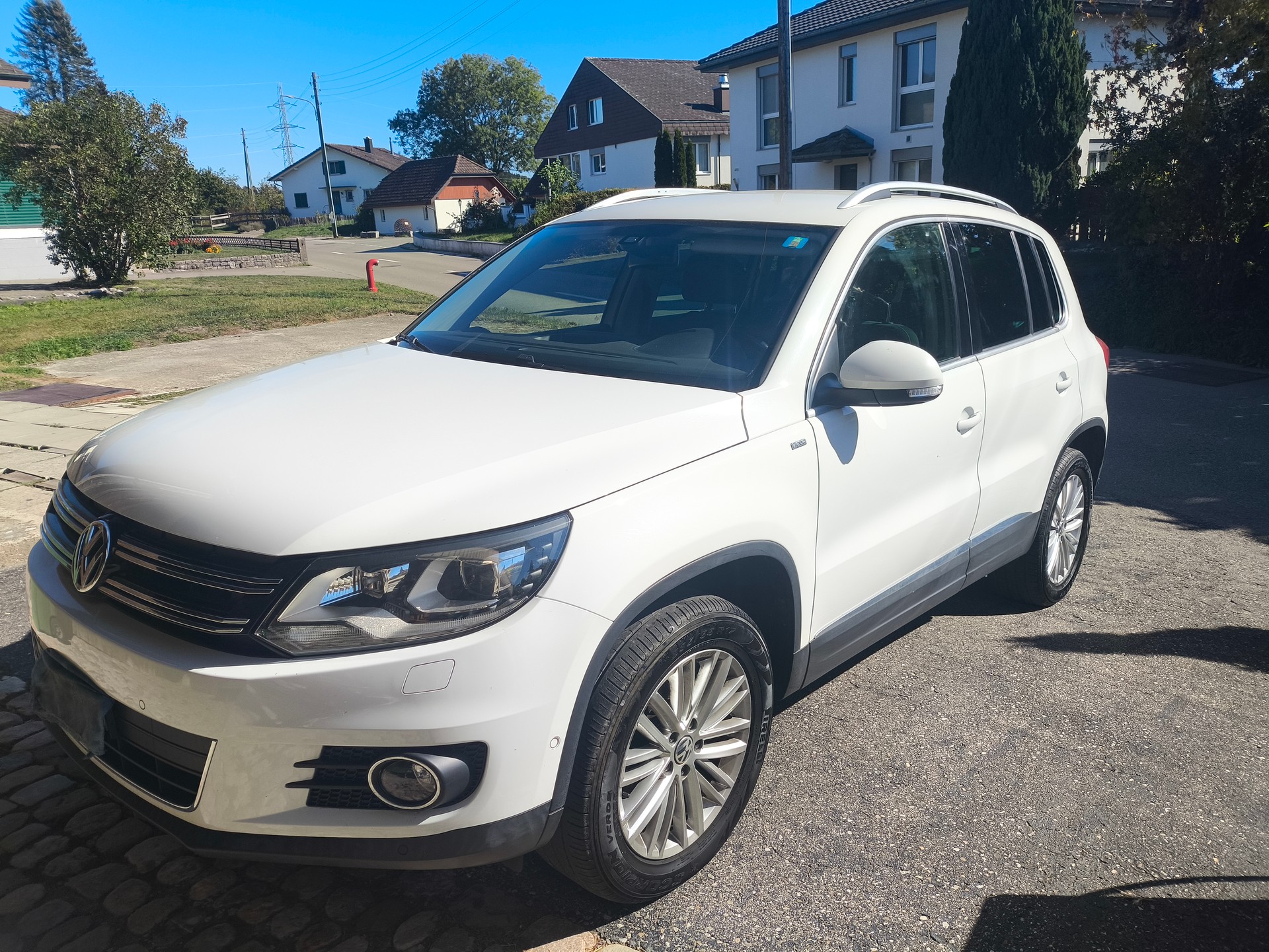 VW Tiguan 2.0 TDI BMT Salomon 4Motion DSG-image-0