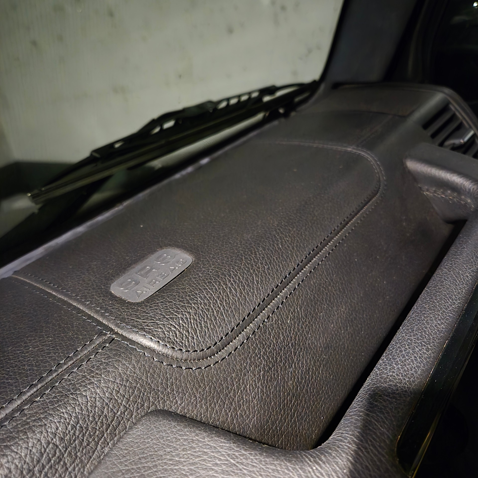 MERCEDES-BENZ G 350 d lang-image-4