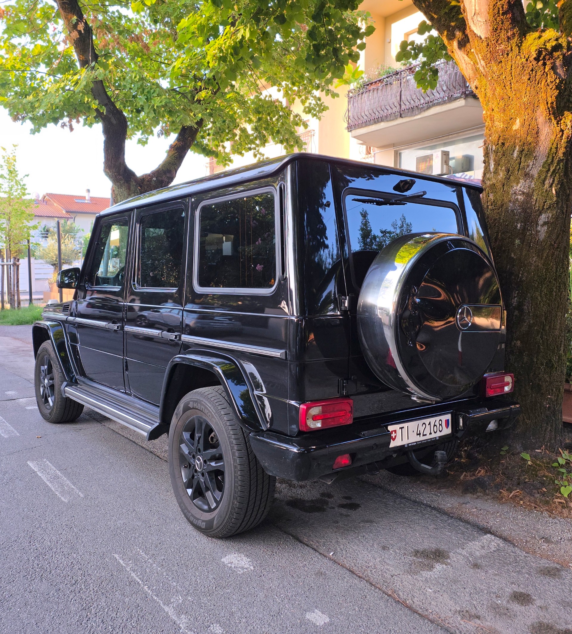 MERCEDES-BENZ G 350 d lang-image-1