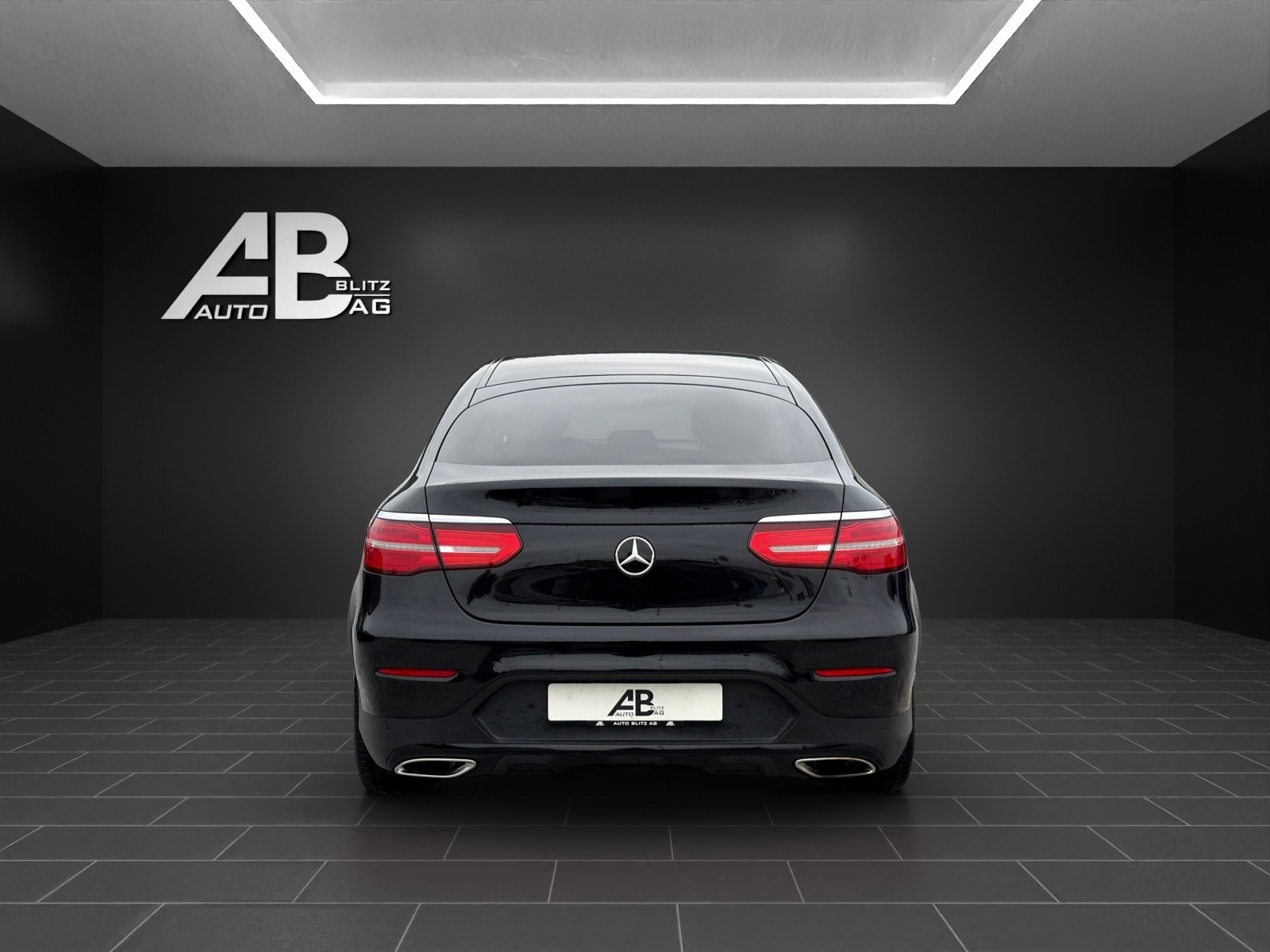 MERCEDES-BENZ GLC Coupé 250 AMG Line 4Matic 9G-Tronic mit 211 PS-image-3