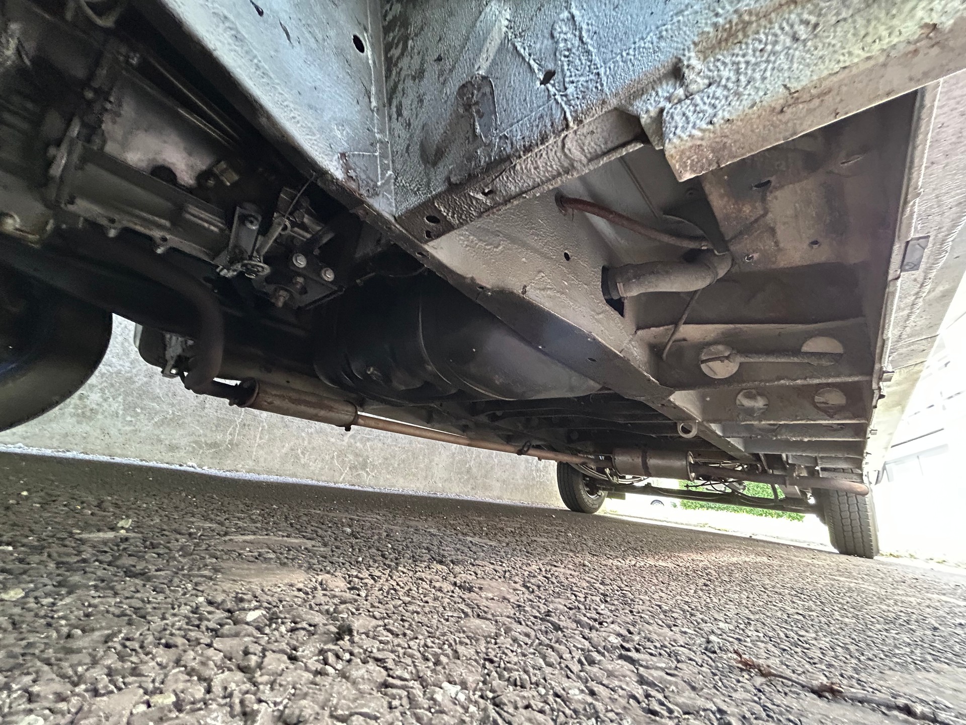 RENAULT TRAFIC-image-2