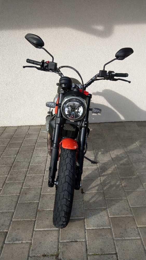 DUCATI Scrambler 800 Icon-showroom-element-2