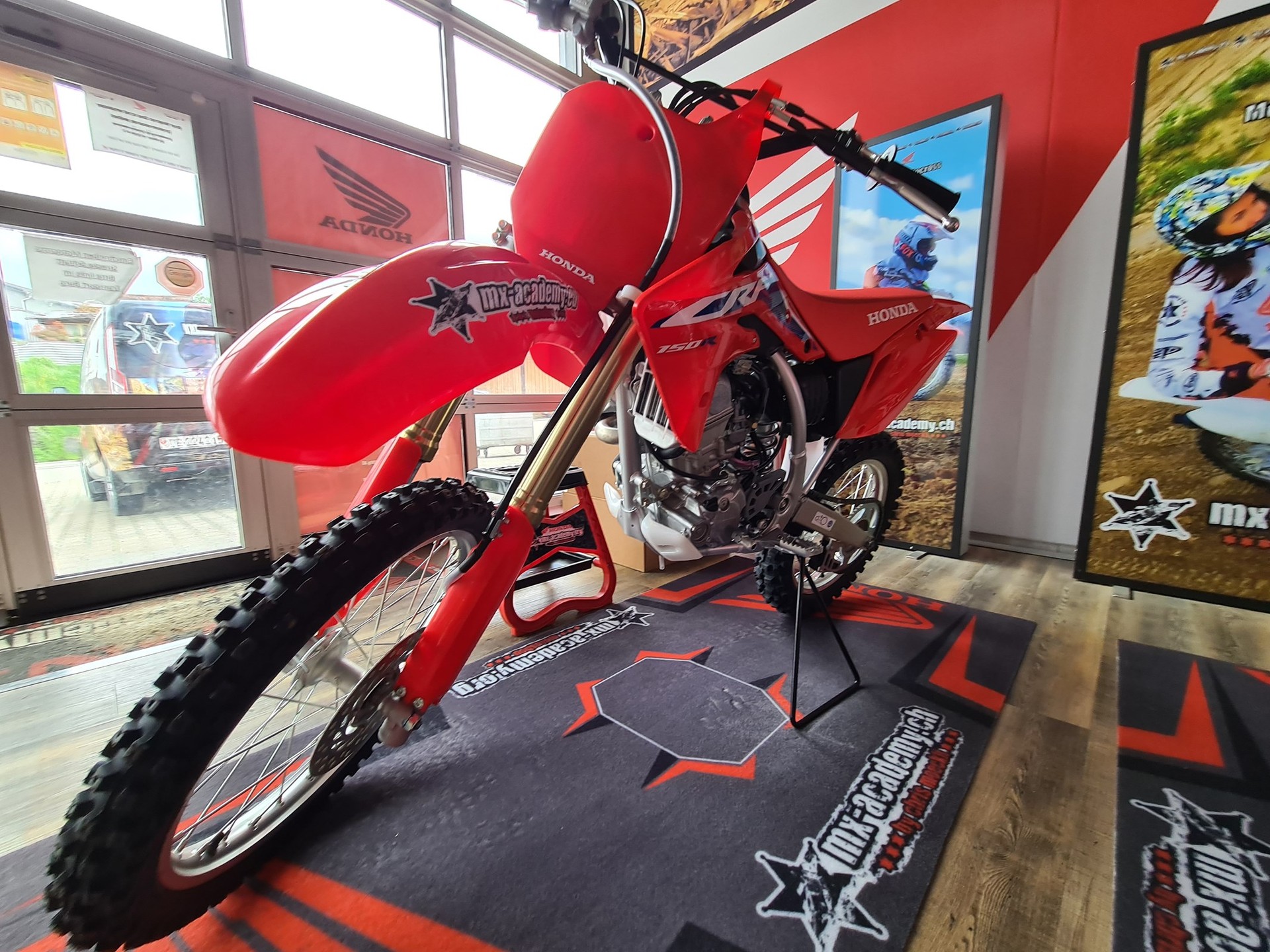 HONDA CRF 150-showroom-element-1