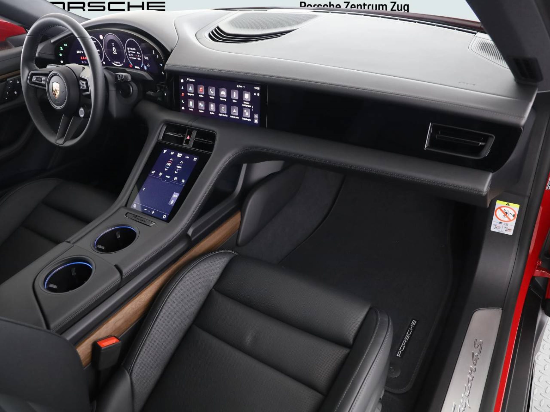PORSCHE Taycan 4S Cross Turismo-image-10