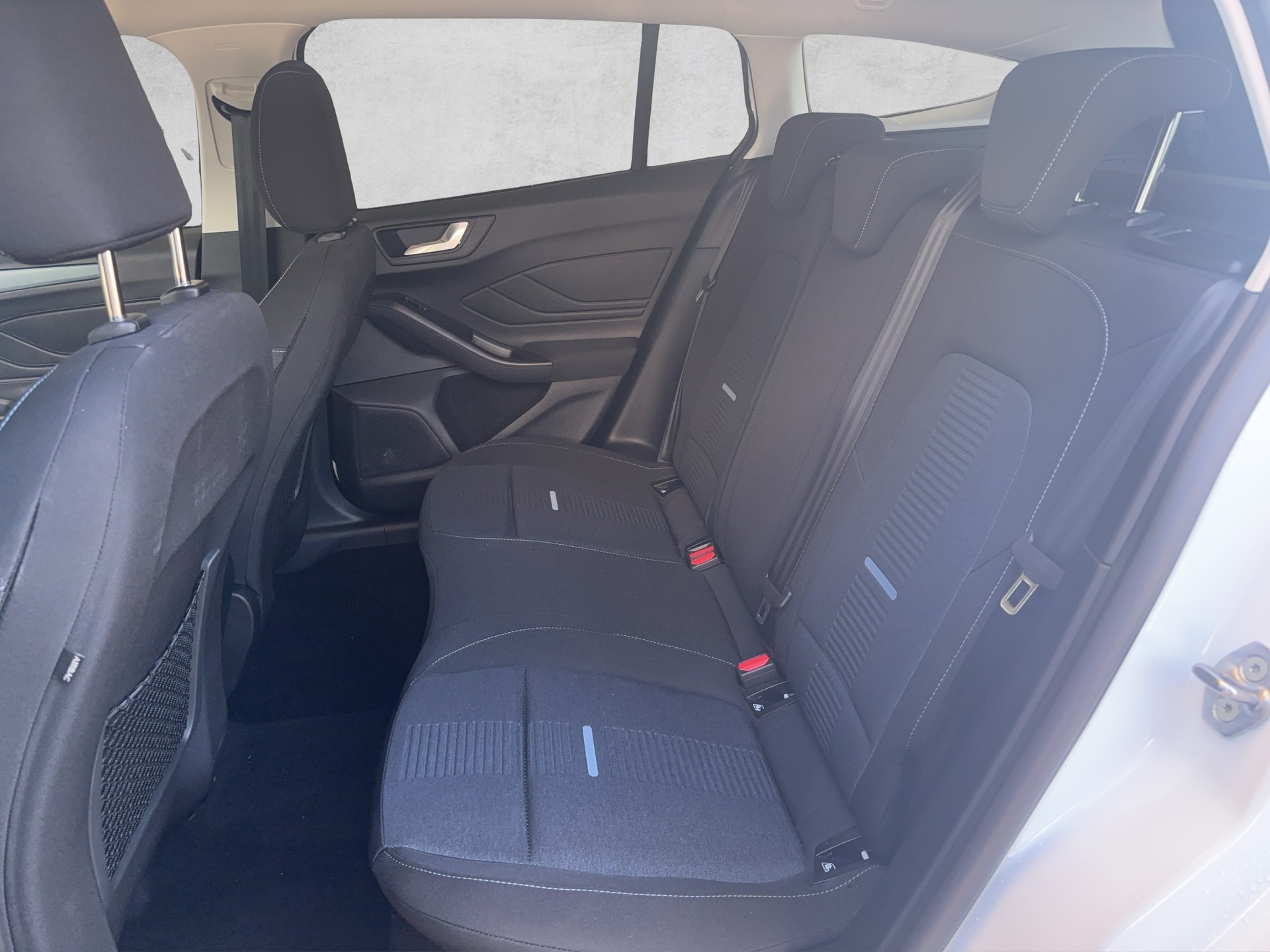 FORD Focus 1.0 MHEV Active Vignale Automatic-image-8