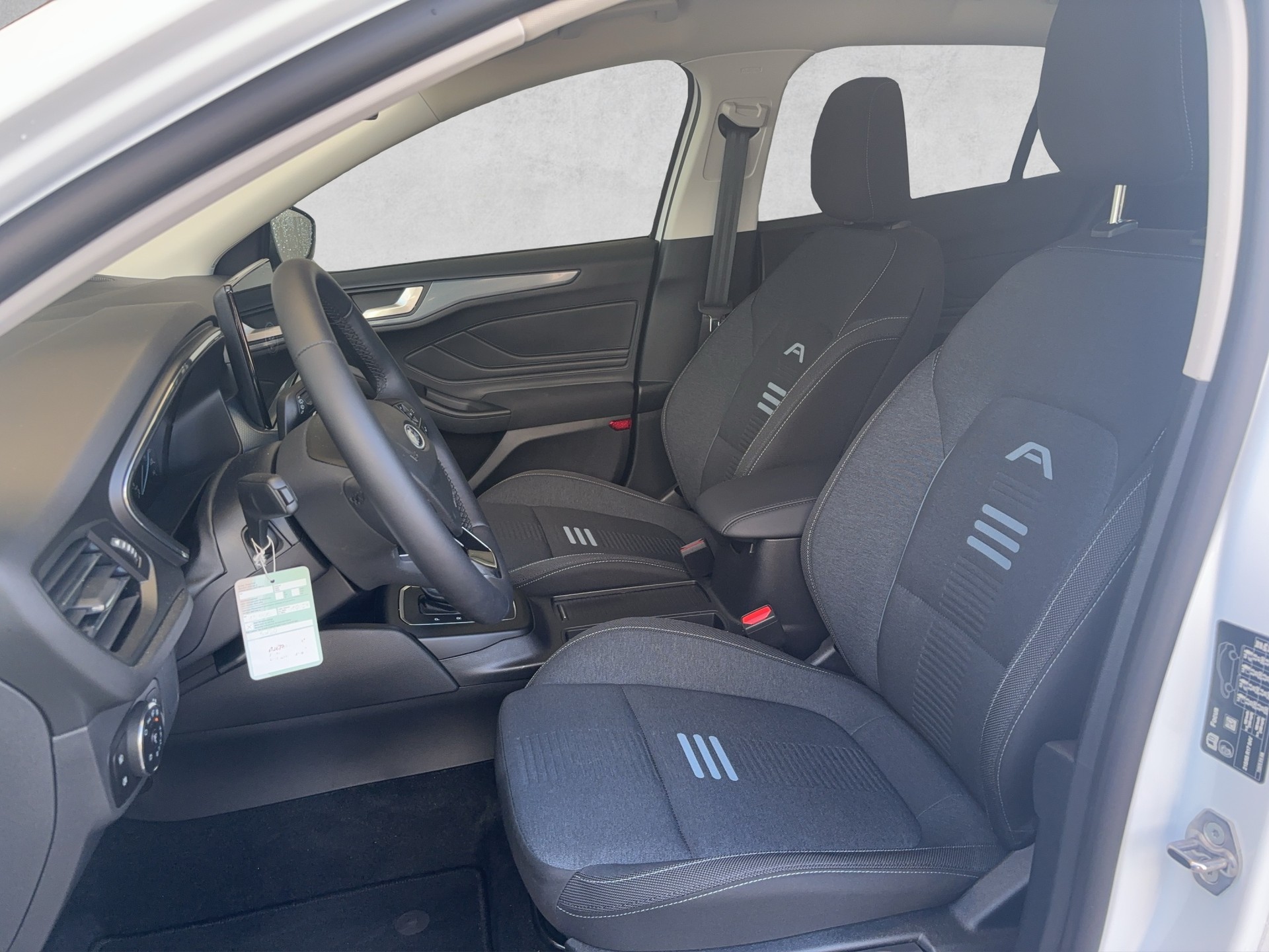 FORD Focus 1.0 MHEV Active Vignale Automatic-image-4