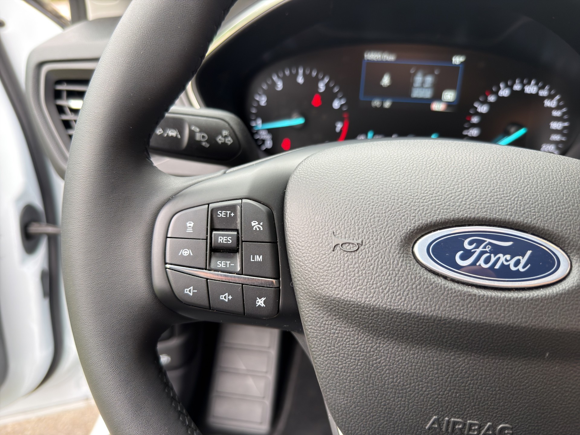 FORD Focus 1.0 MHEV Active Vignale Automatic-image-14