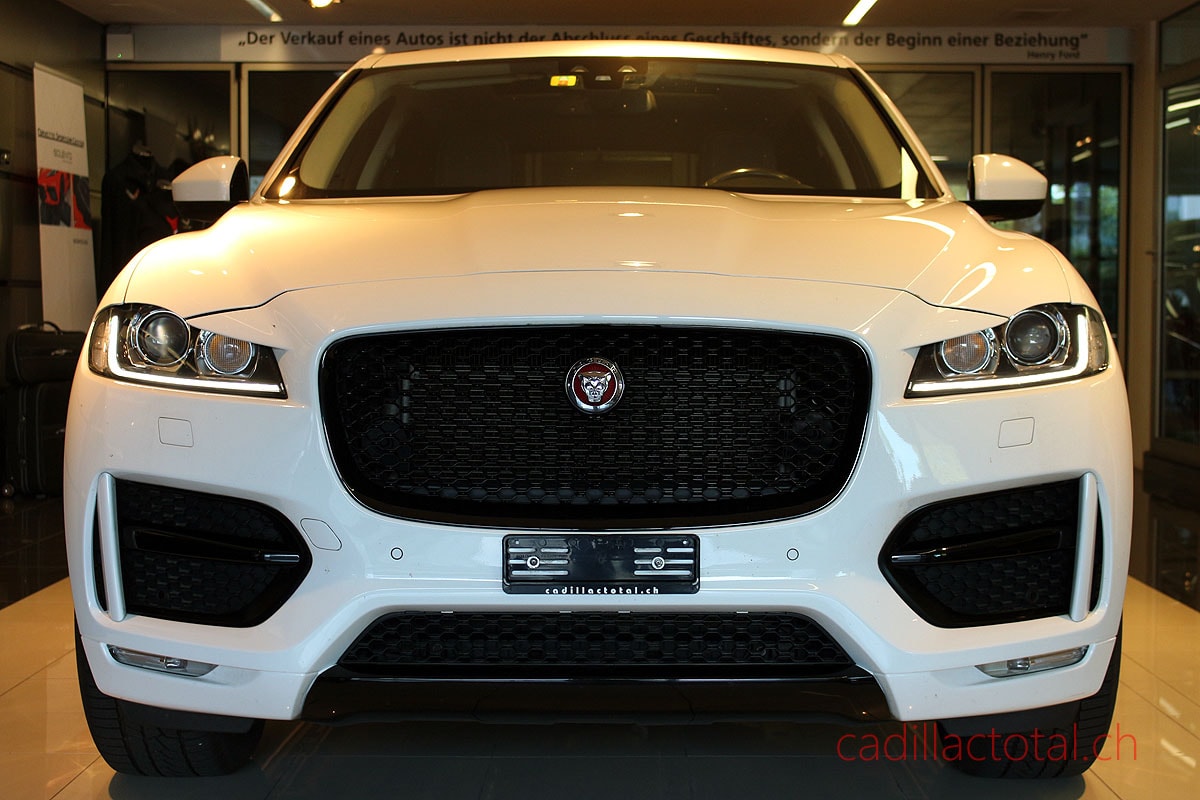 JAGUAR F-Pace 25d R-Sport AWD-image-1