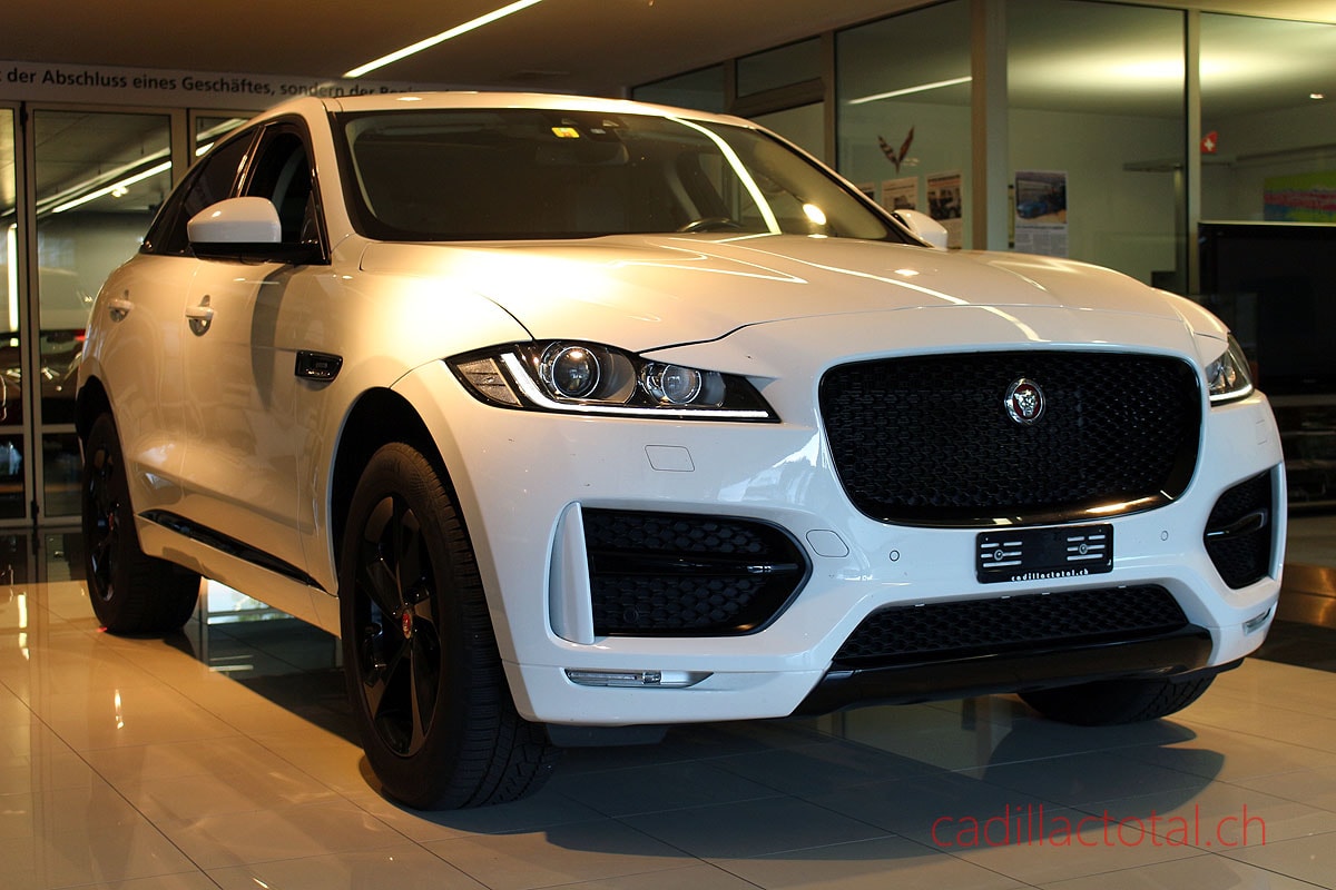 JAGUAR F-Pace 25d R-Sport AWD-image-2