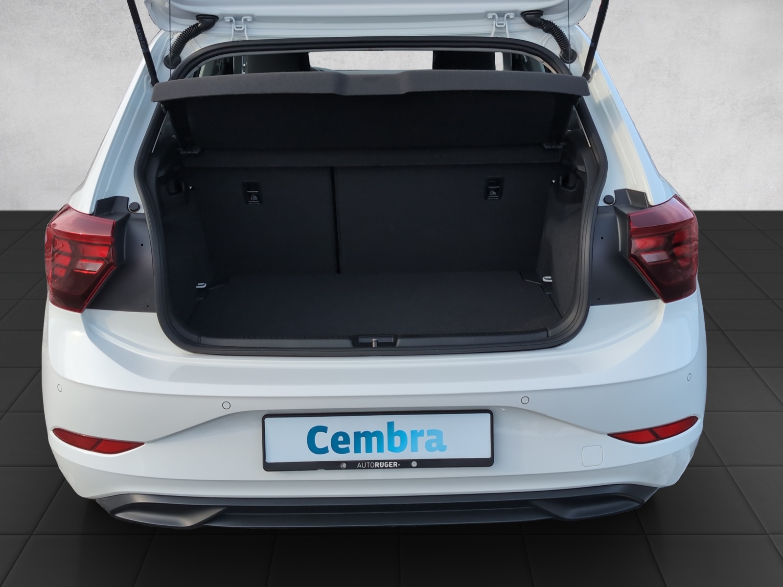 VW Polo 1.0 TSI Basis-image-13