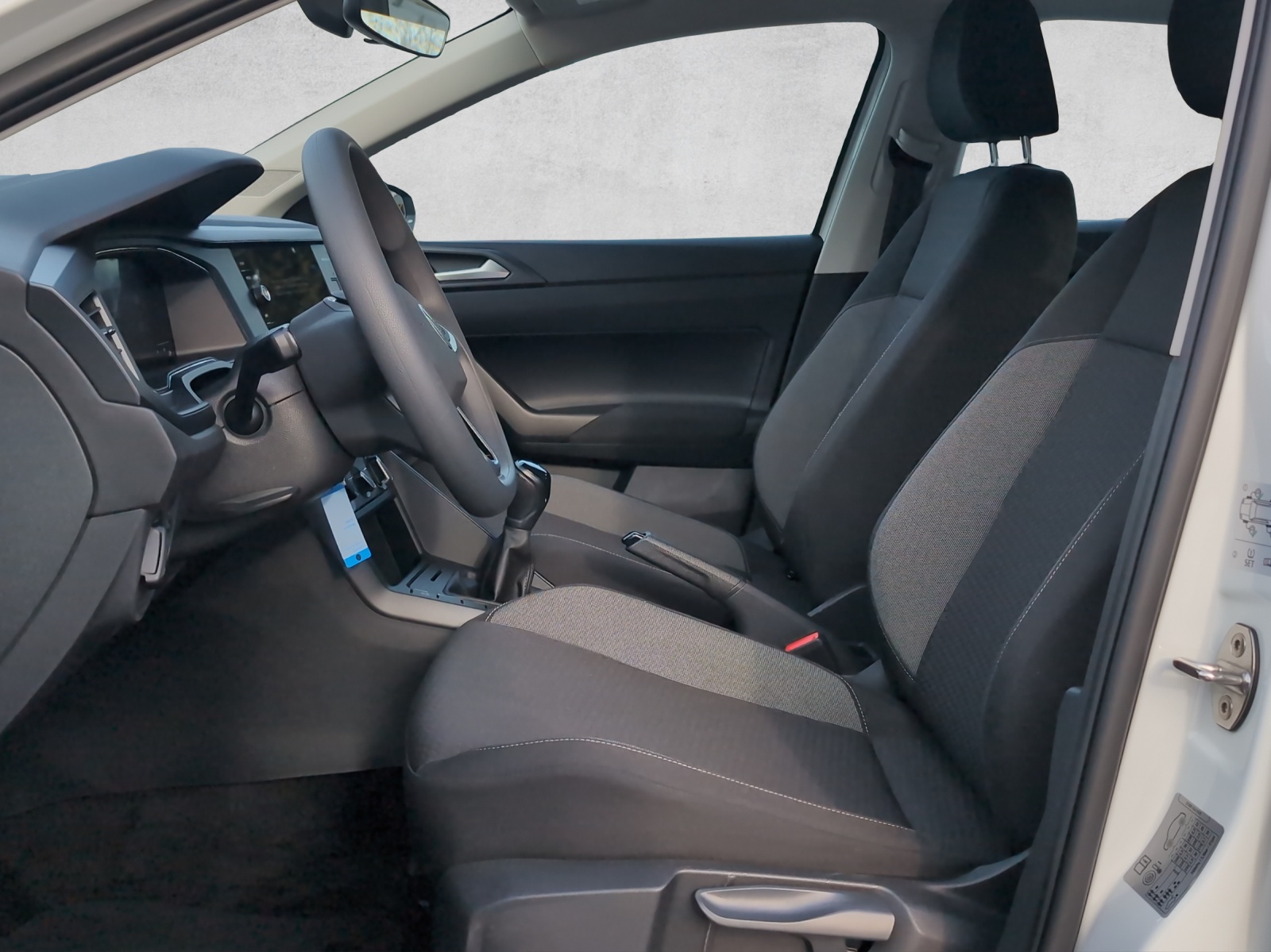 VW Polo 1.0 TSI Basis-image-8