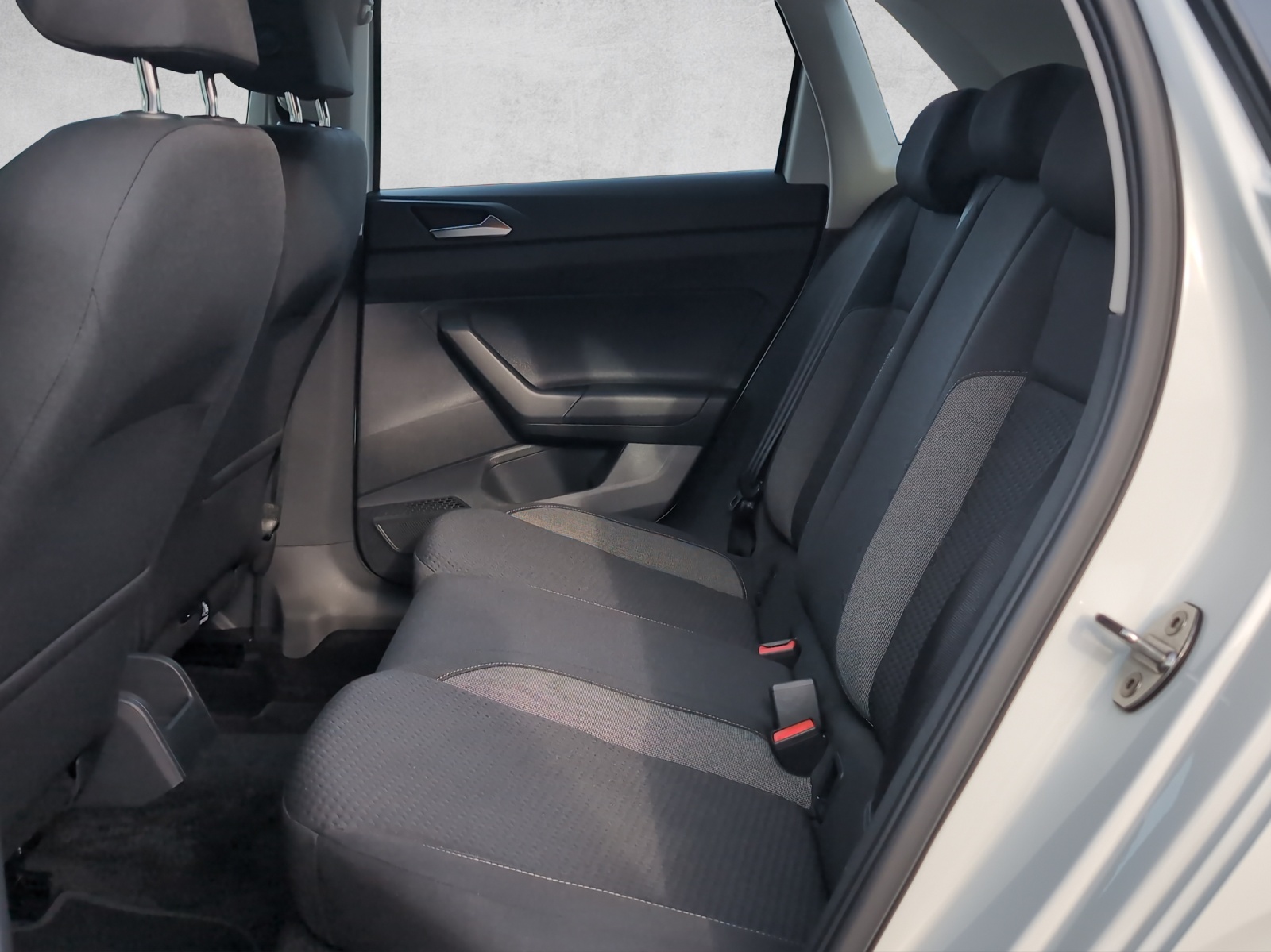 VW Polo 1.0 TSI Basis-image-9