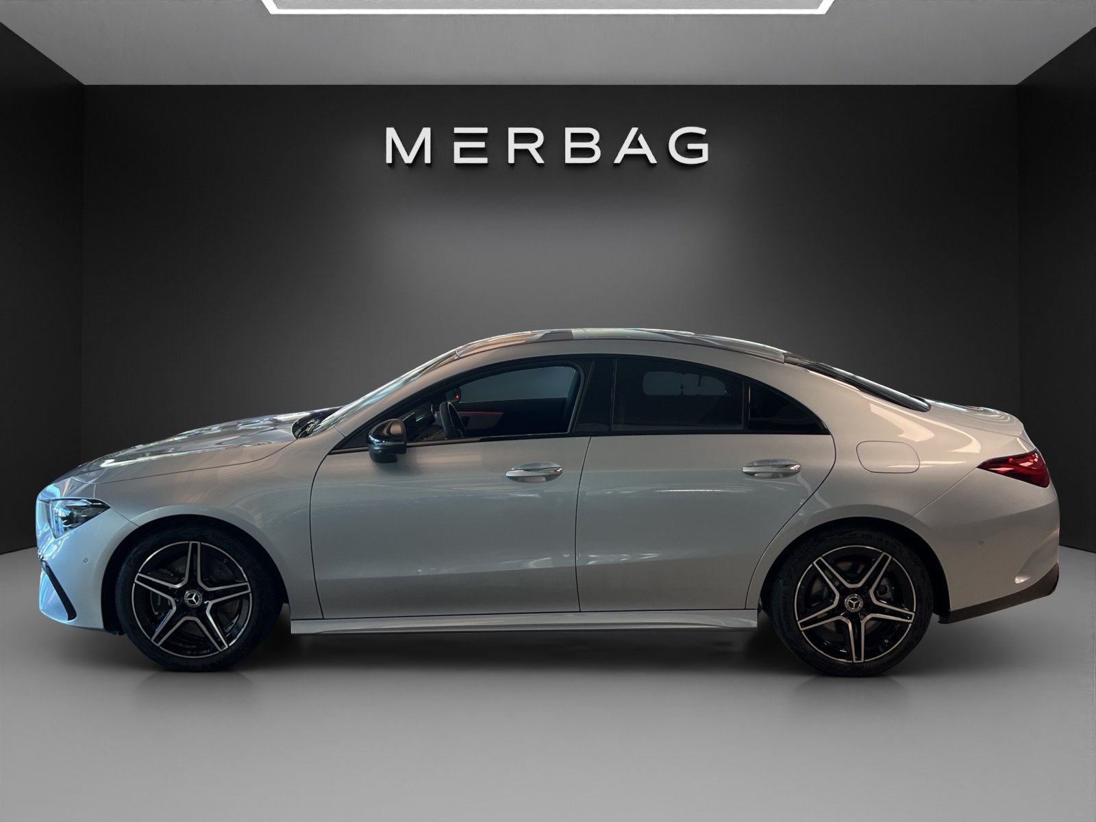 MERCEDES-BENZ CLA 250 4Matic 8G-DCT-image-1