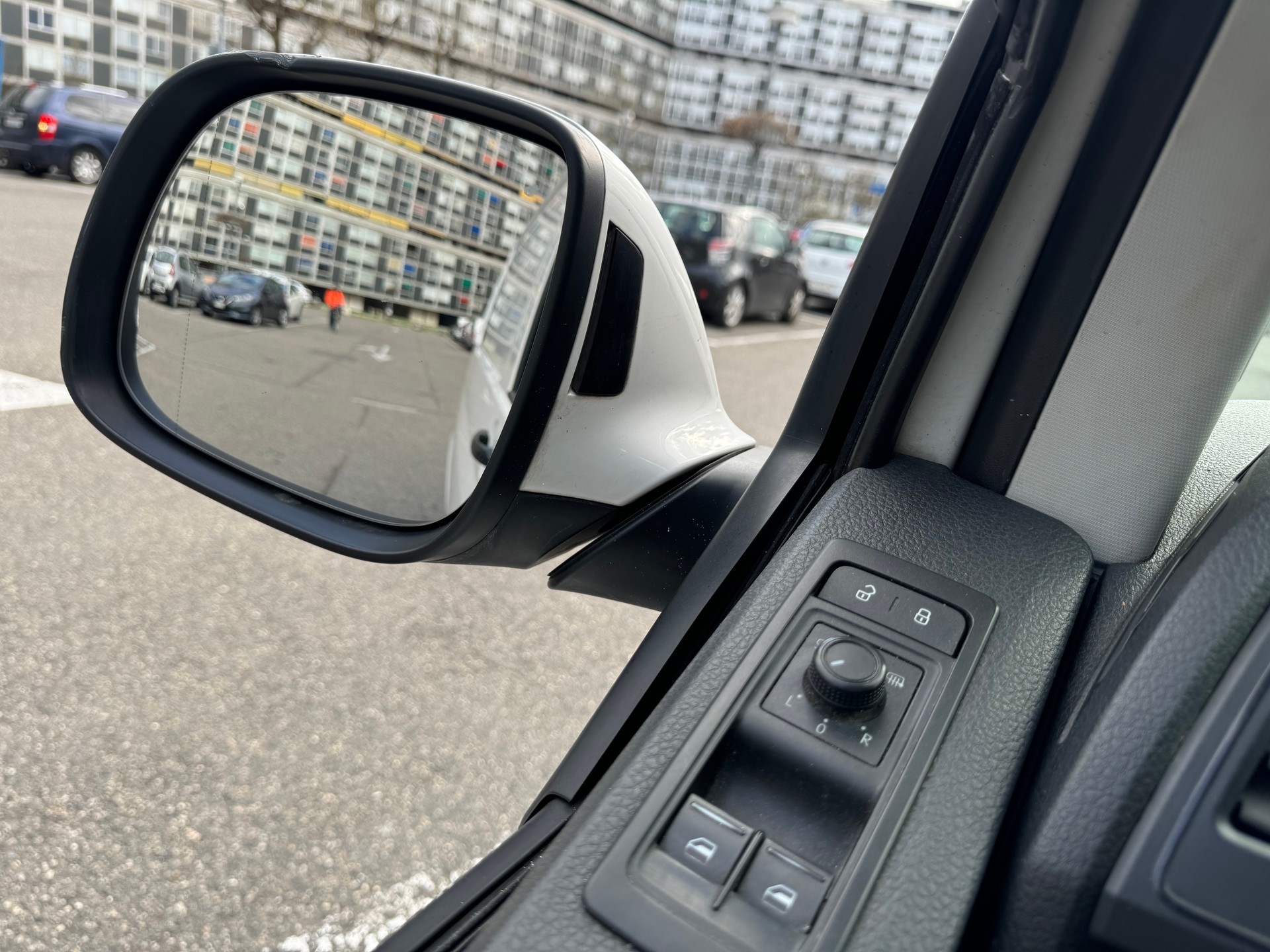 VW T6 2.0 Bi-TDI DSG-image-15