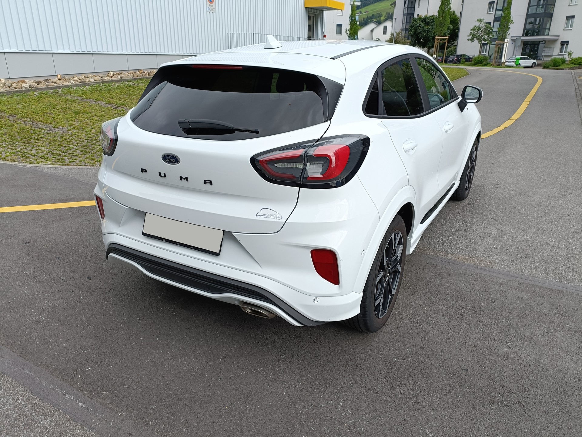 FORD Puma 1.0 SCTi ST-Line Automat-image-2