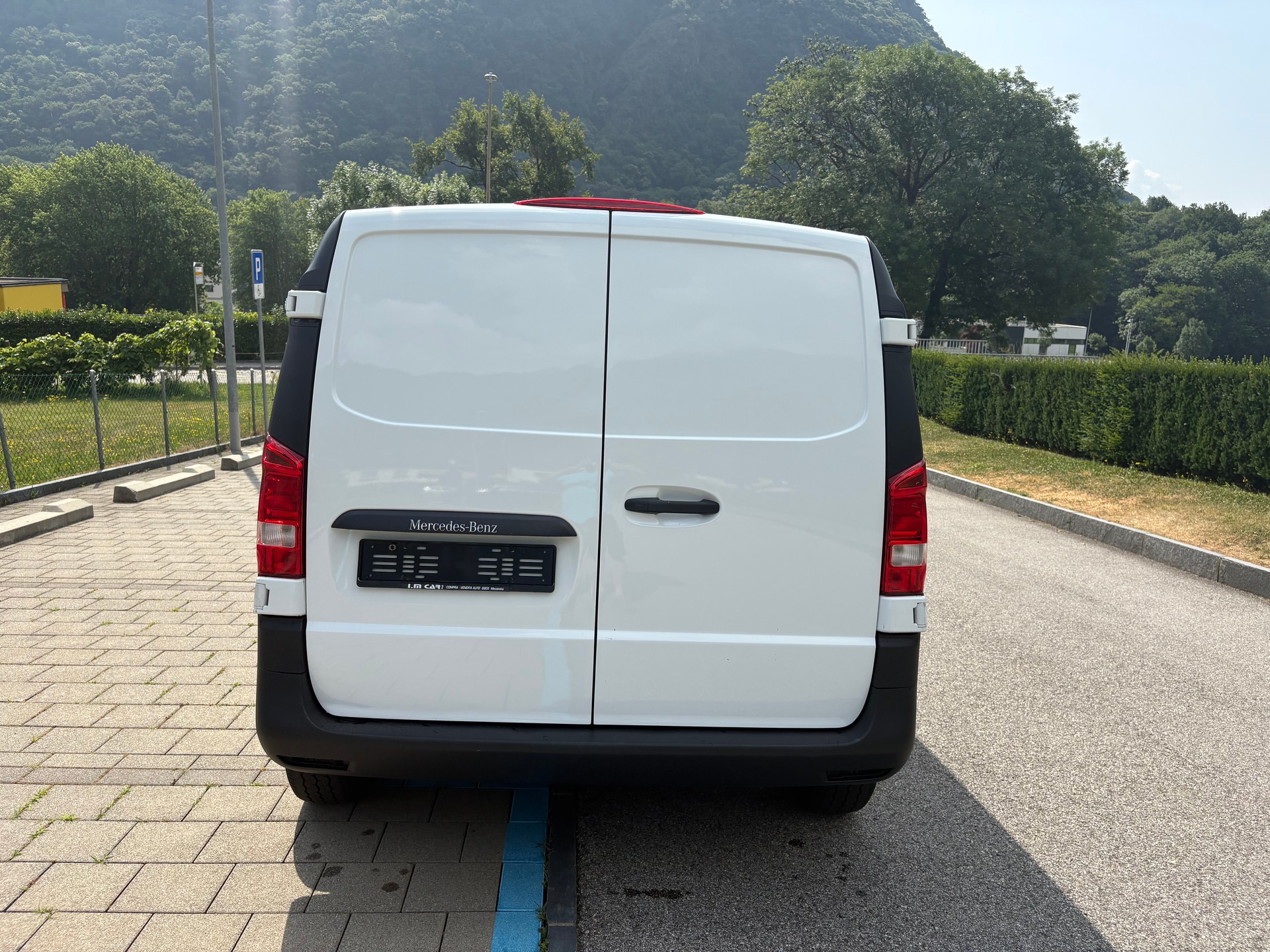 MERCEDES-BENZ Vito 109 BlueTEC EL Euro 6-image-3