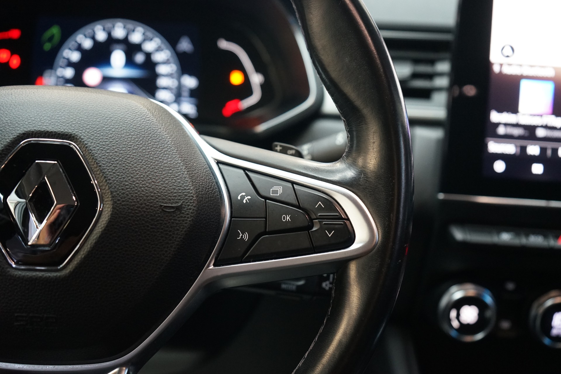 RENAULT Captur 1.3 TCe EDC Intens EDC-image-6