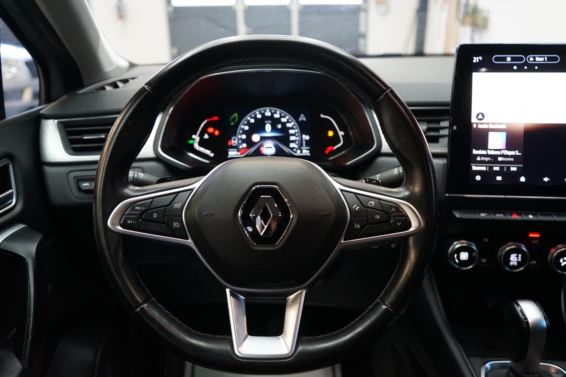 RENAULT Captur 1.3 TCe EDC Intens EDC-image-4