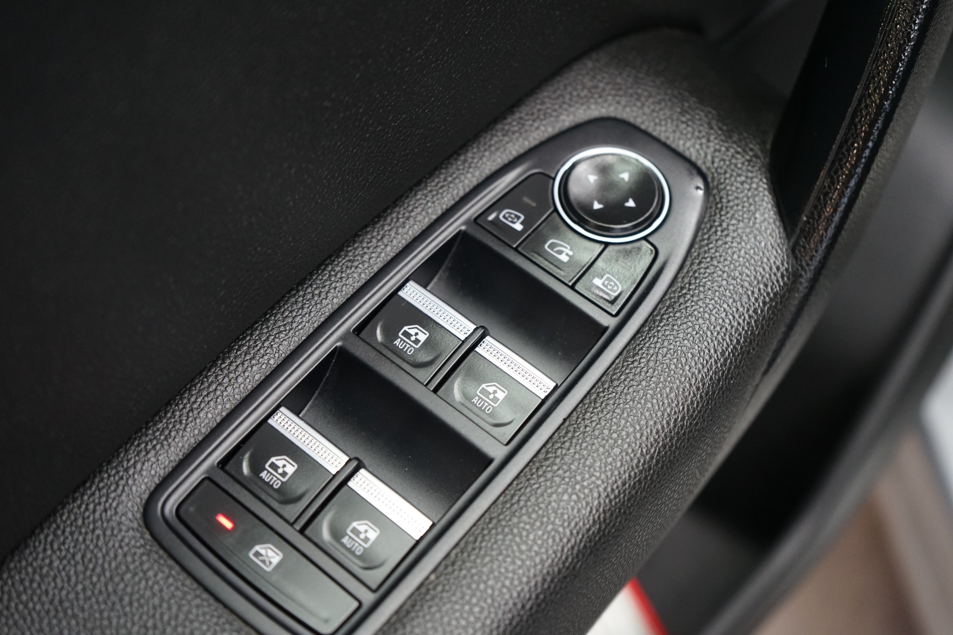 RENAULT Captur 1.3 TCe EDC Intens EDC-image-15