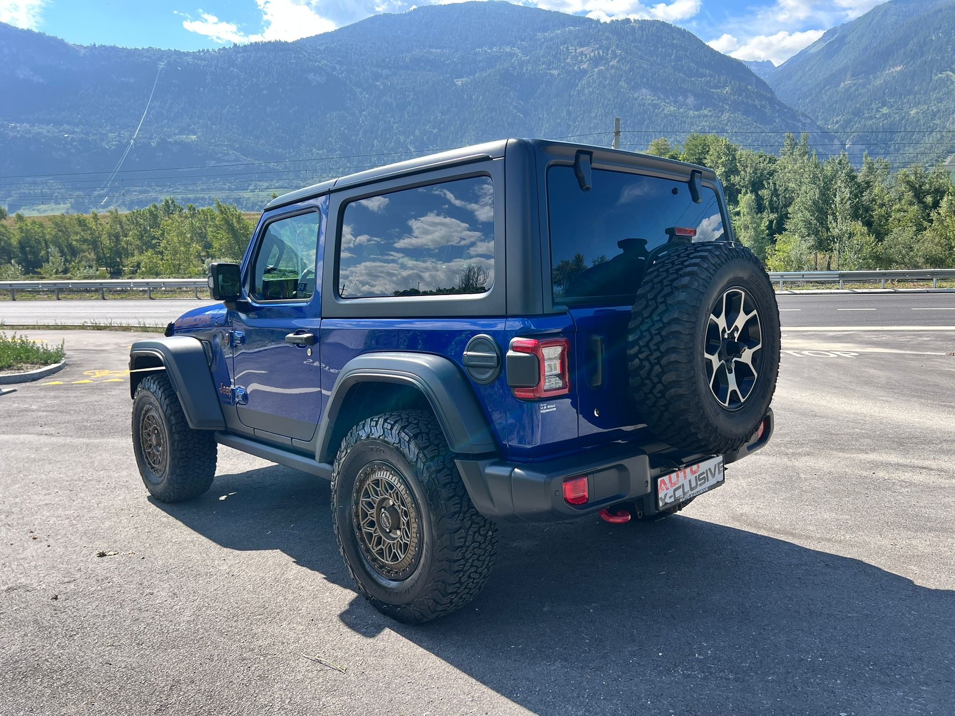 JEEP Wrangler 2.0 Rubicon Automatic-image-8