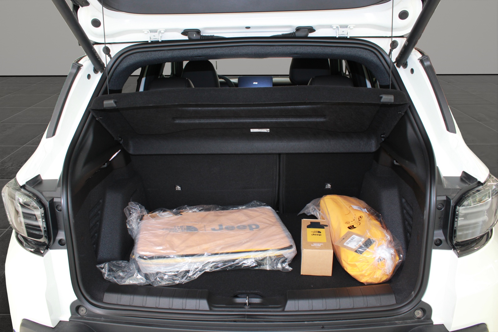 JEEP Avenger 1.2 Turbo MHEV The North Face 4xe-image-12