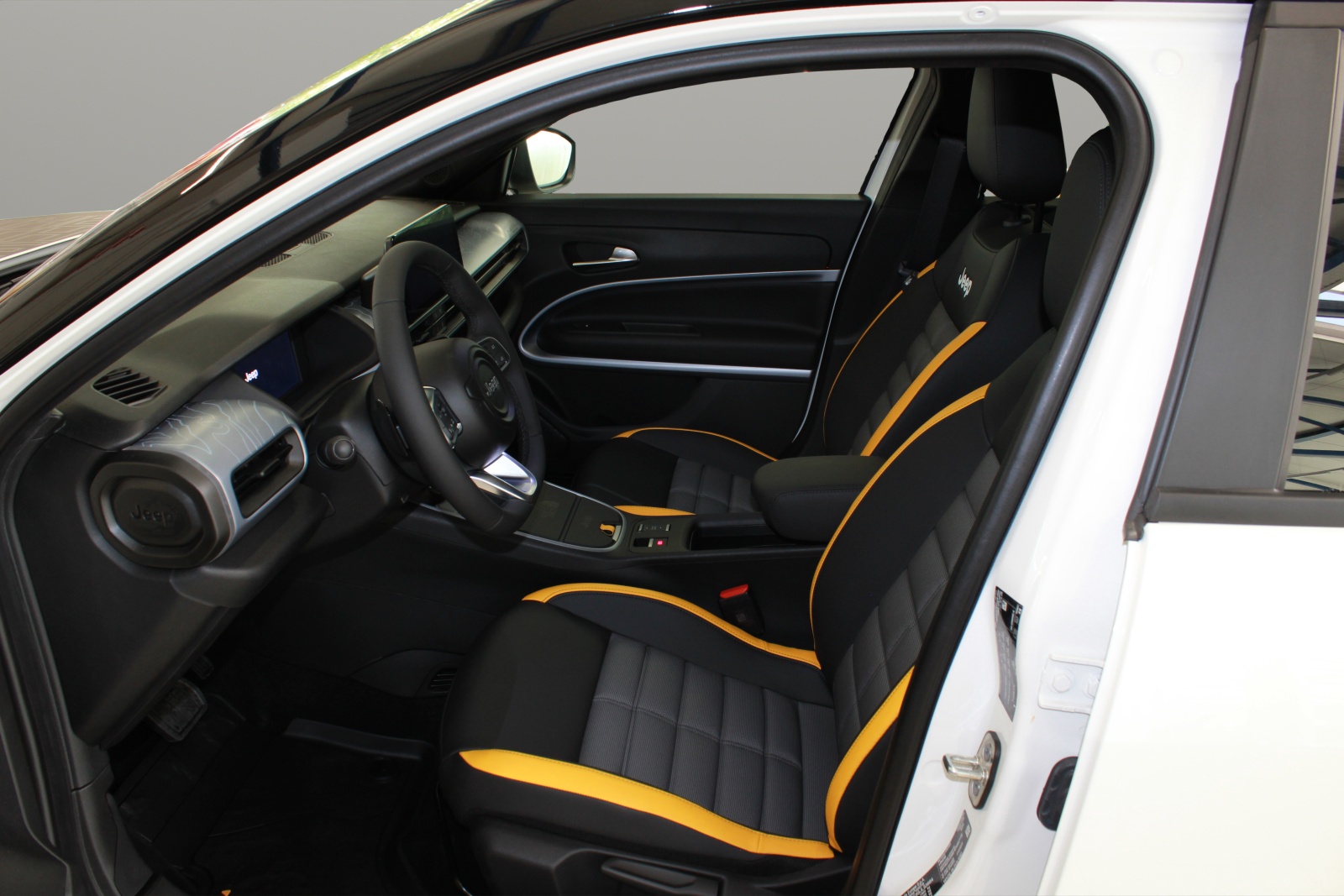 JEEP Avenger 1.2 Turbo MHEV The North Face 4xe-image-6
