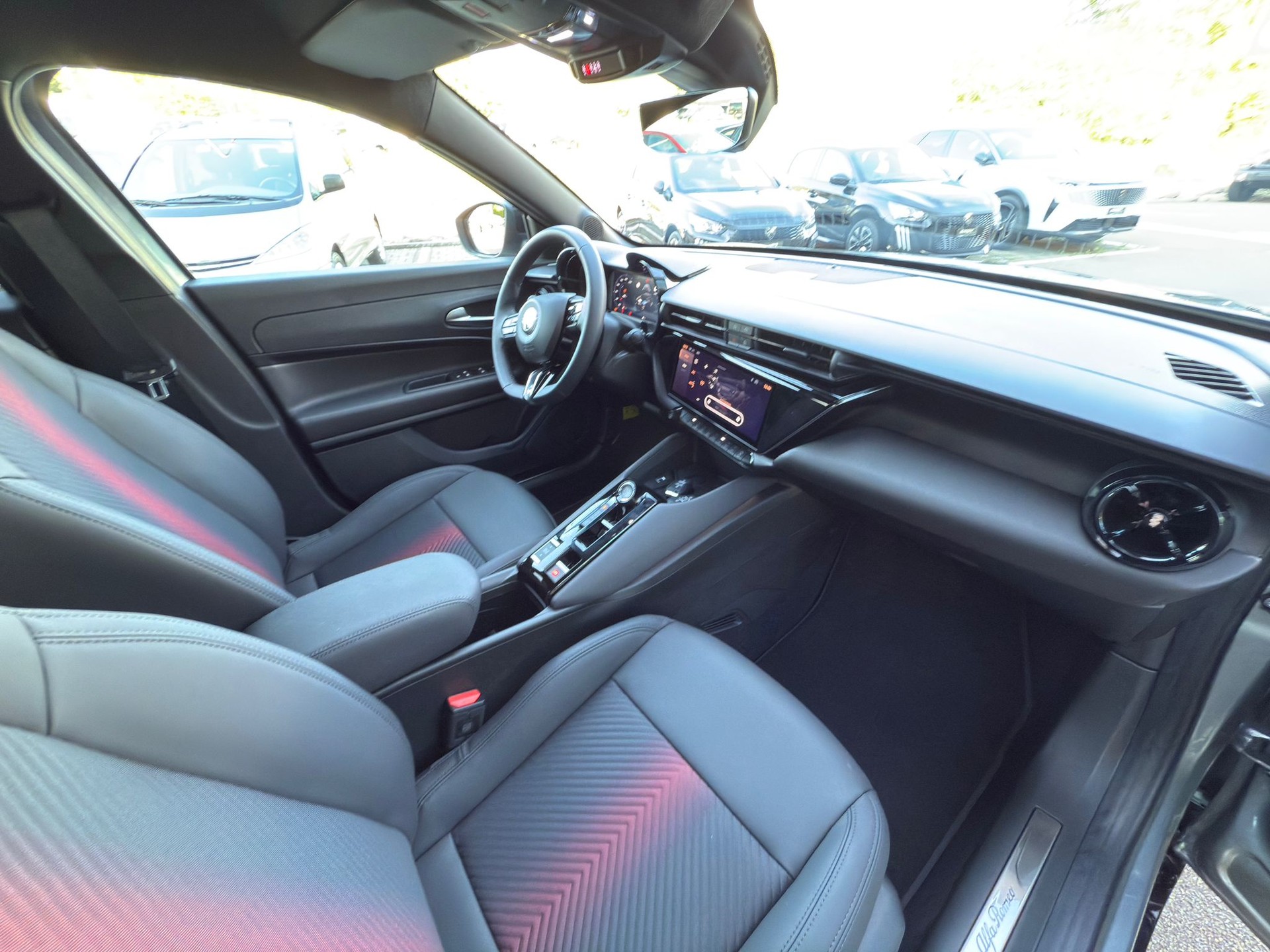 ALFA ROMEO Junior 1.2 48V Hybrid Q4-image-7