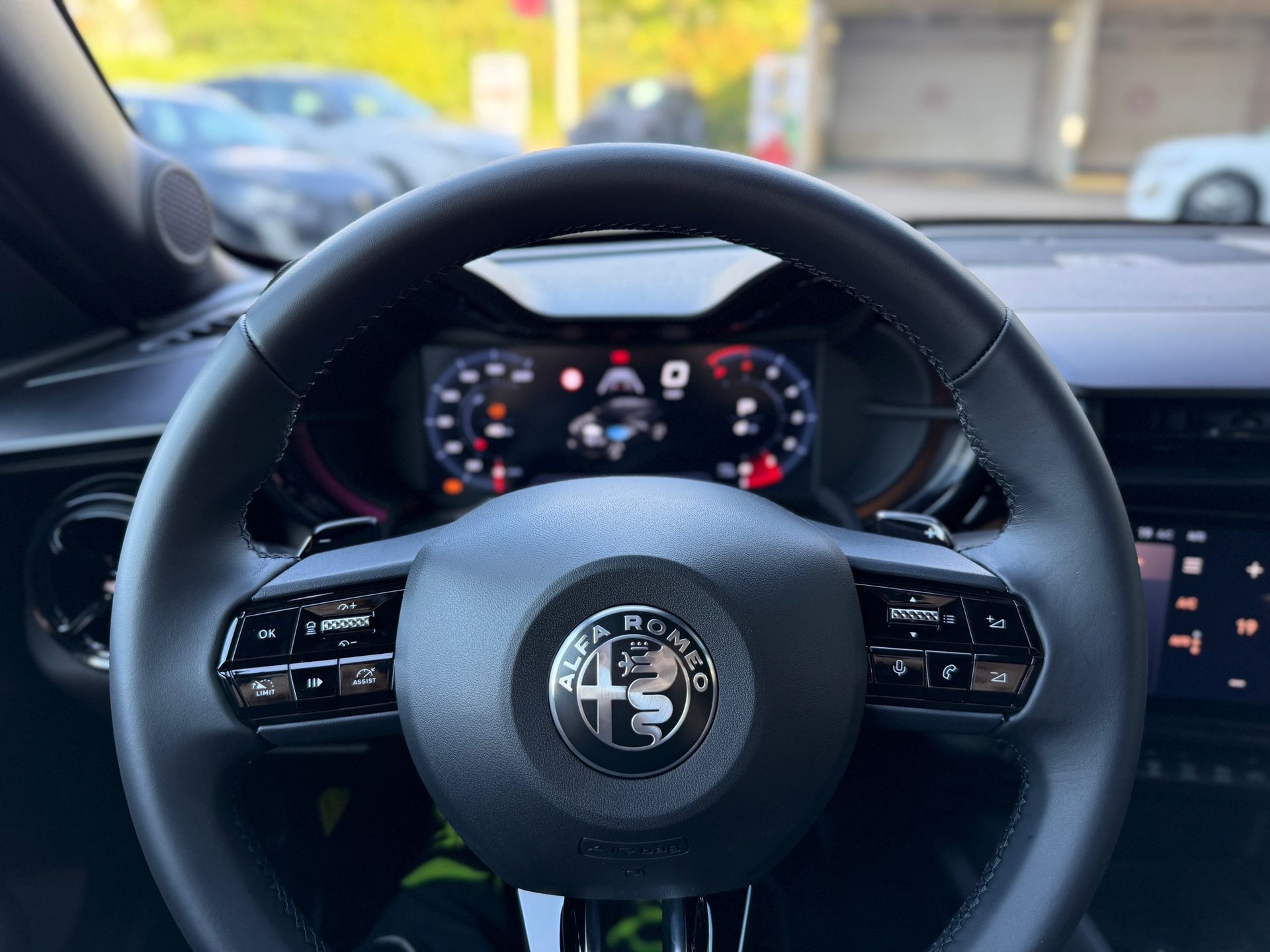 ALFA ROMEO Junior 1.2 48V Hybrid Q4-image-6