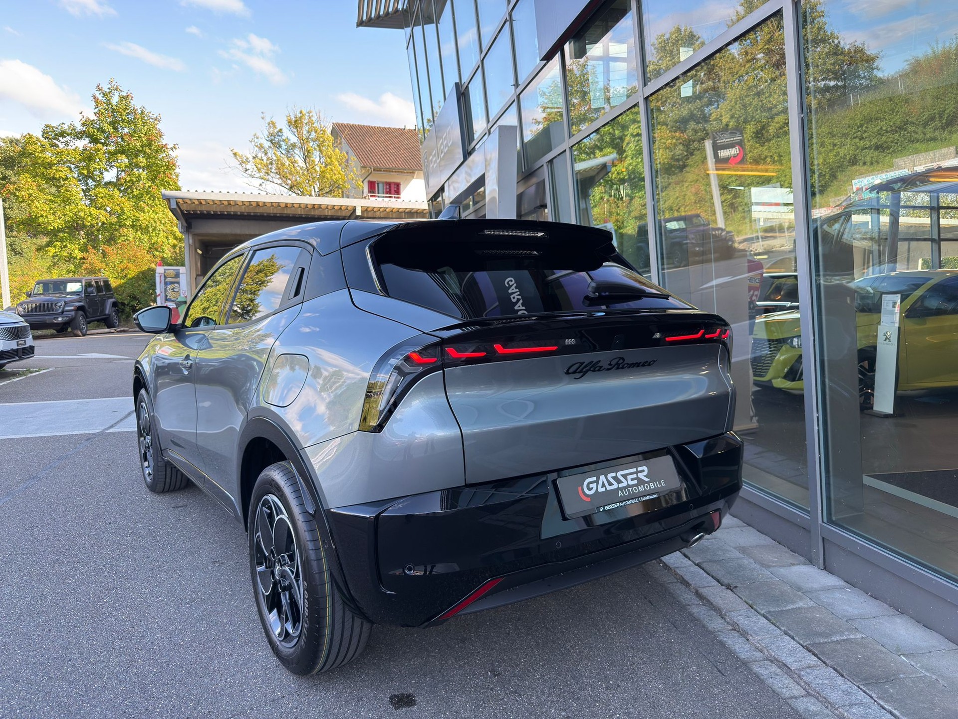 ALFA ROMEO Junior 1.2 48V Hybrid Q4-image-2