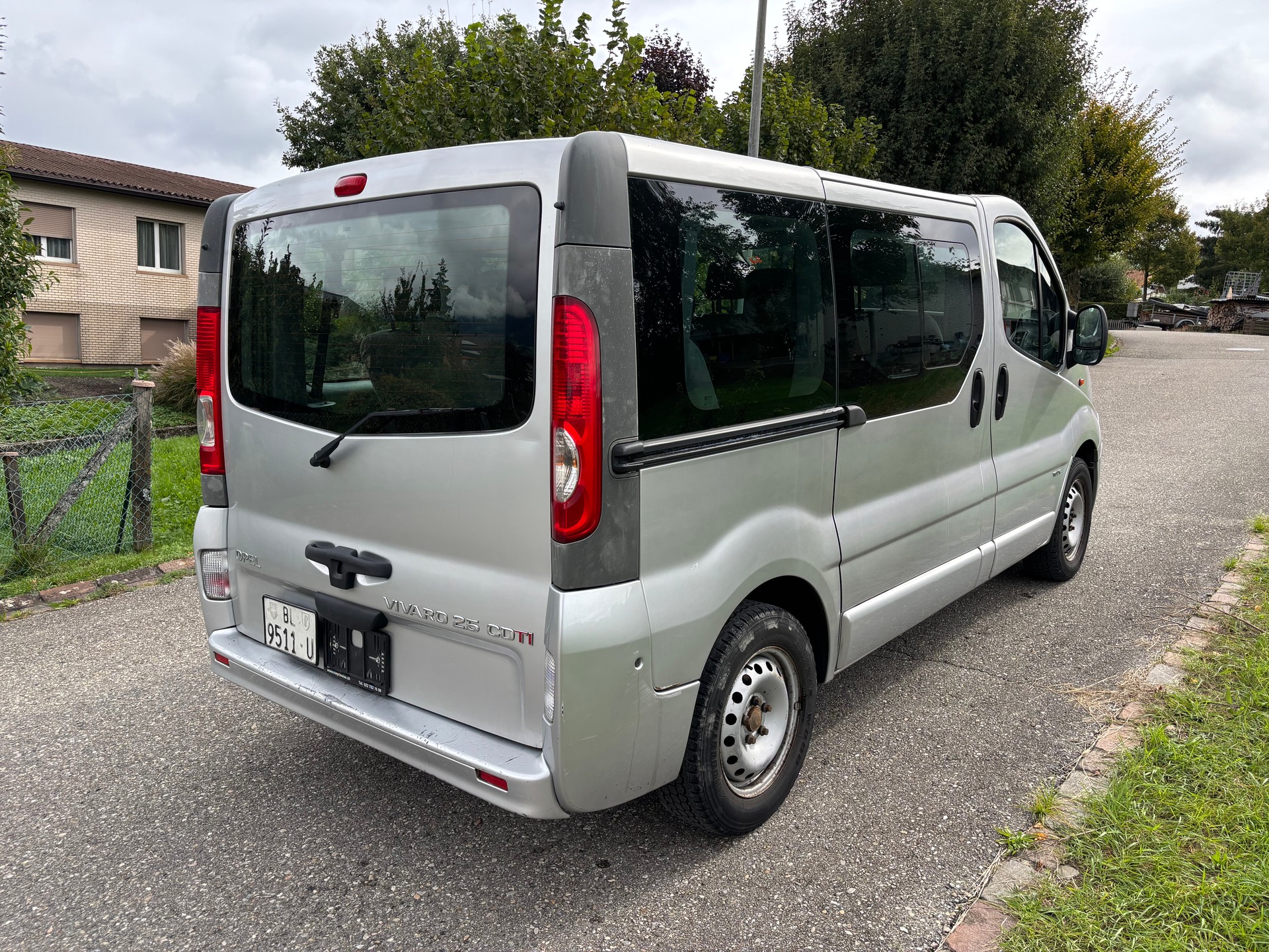 OPEL Vivaro Life 2.5CDTI 2.7t L1H1-image-5