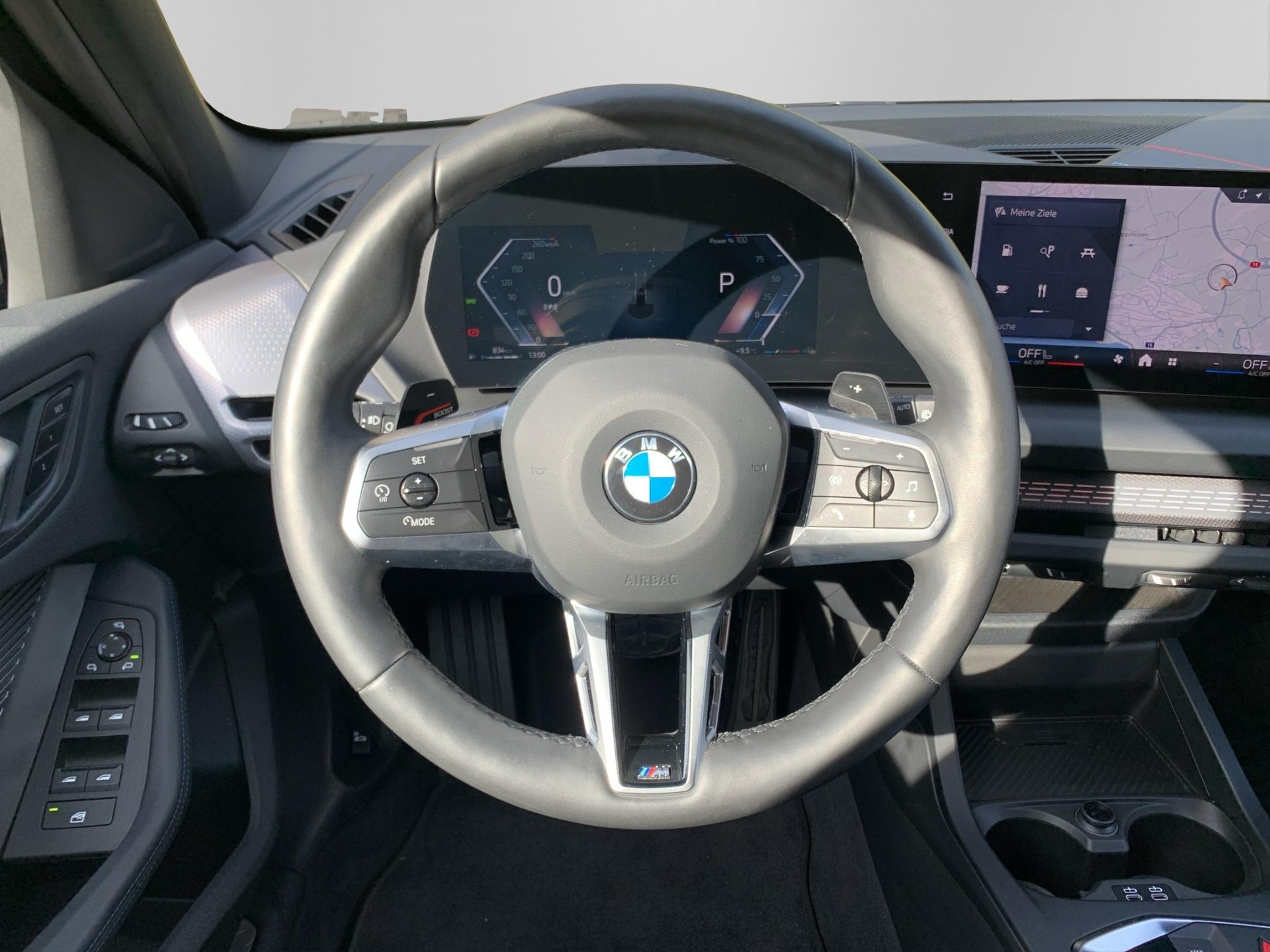 BMW 123 xDrive M Sport Steptronic-image-11