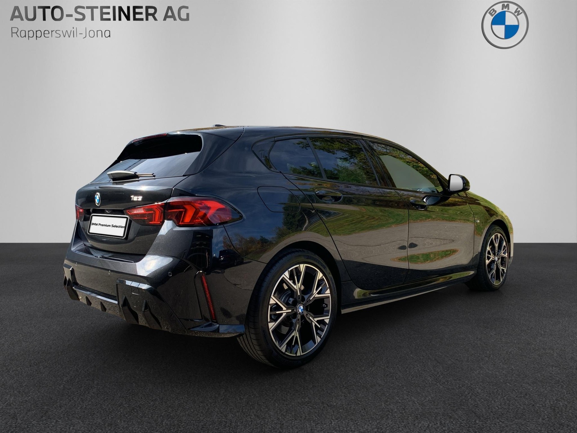 BMW 123 xDrive M Sport Steptronic-image-4