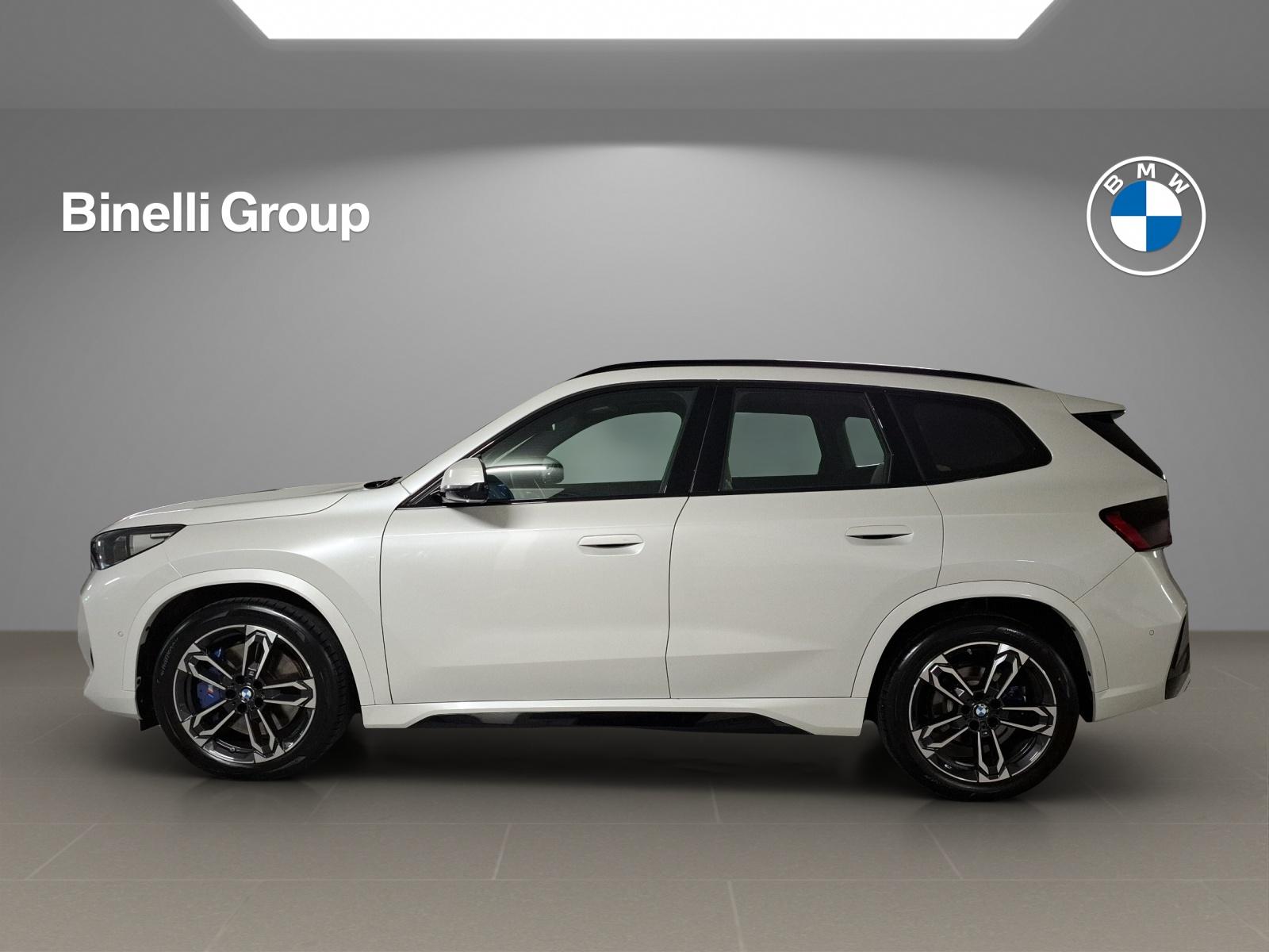 BMW X1 23i xDrive M-Sport-image-1