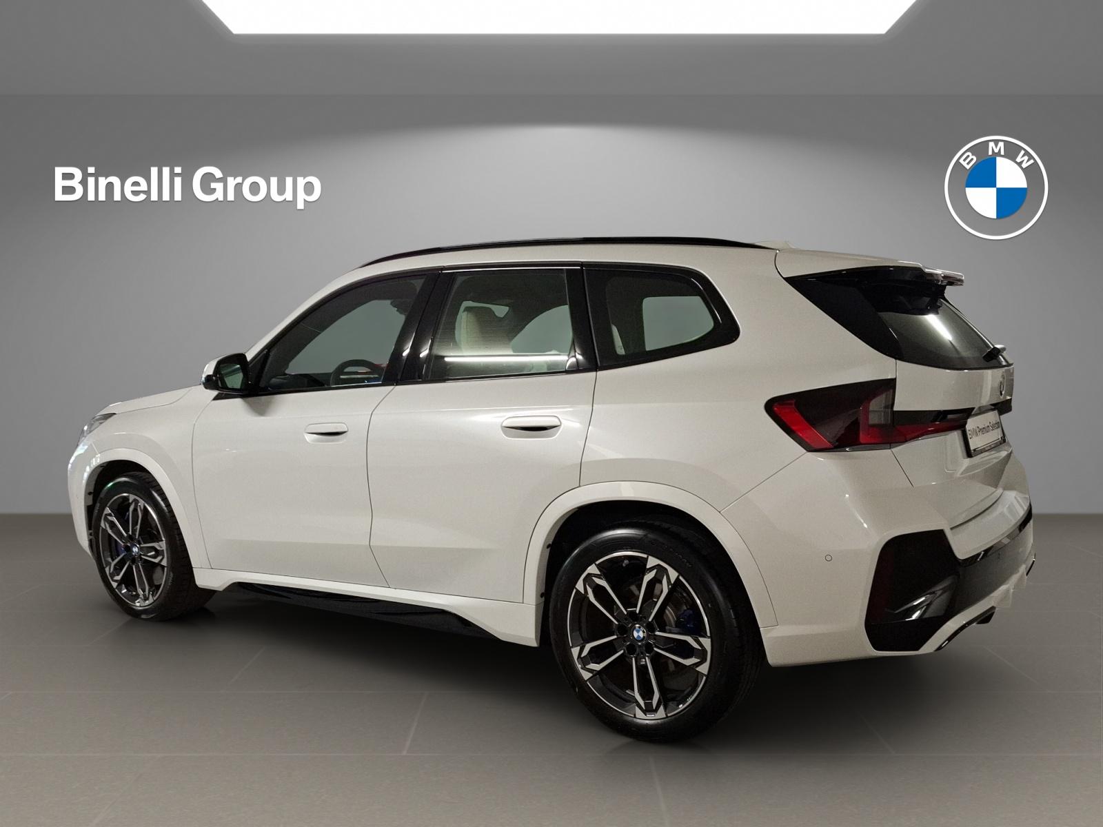 BMW X1 23i xDrive M-Sport-image-2