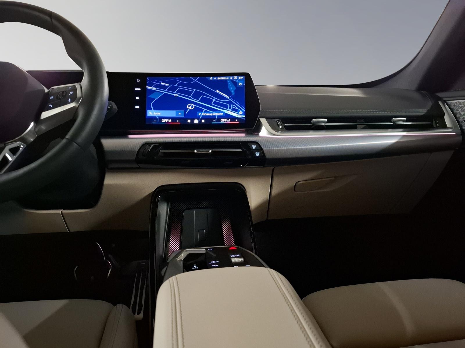 BMW X1 23i xDrive M-Sport-image-11