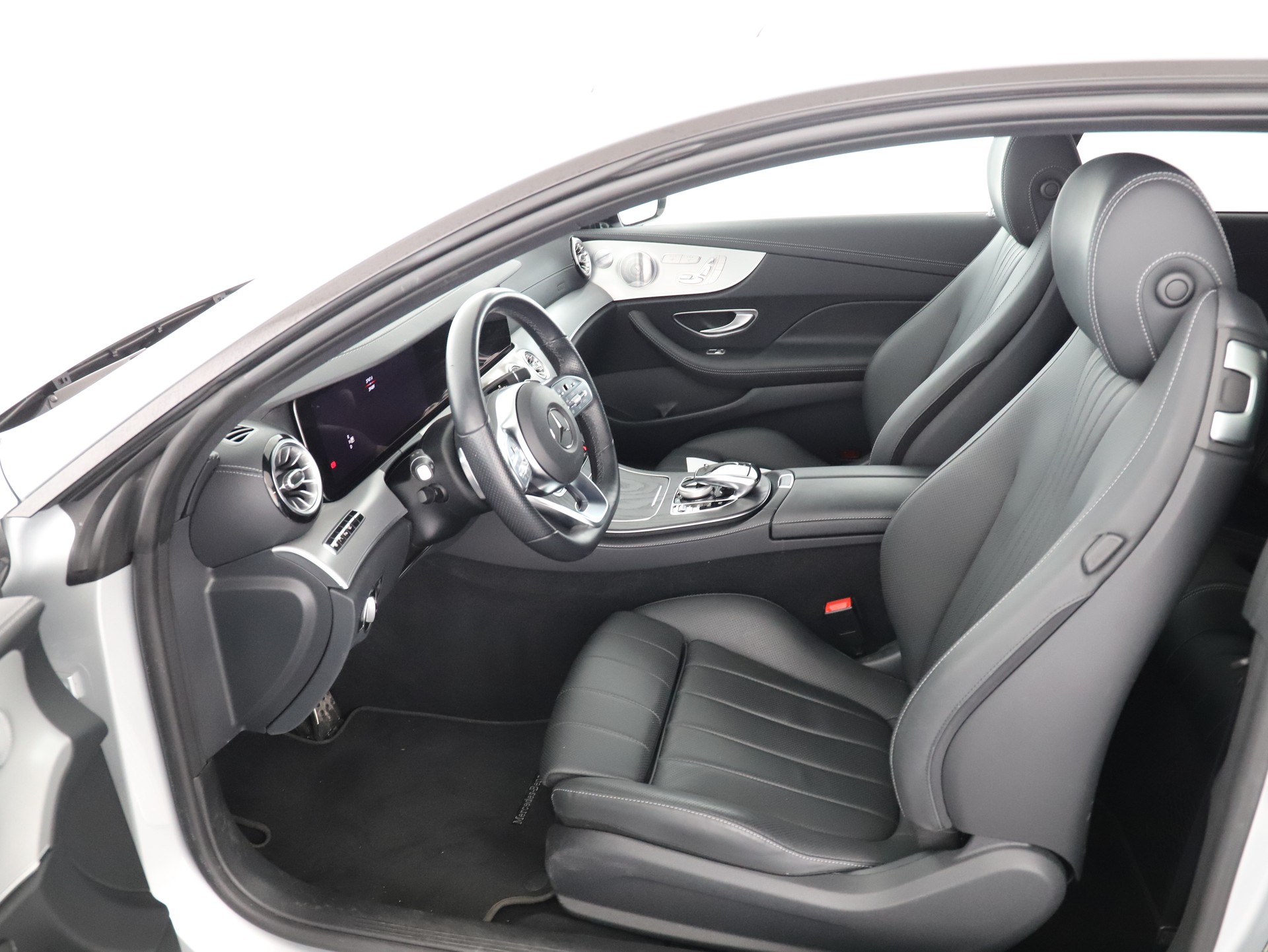 MERCEDES-BENZ E 450 AMG Line 4 Matic-image-9