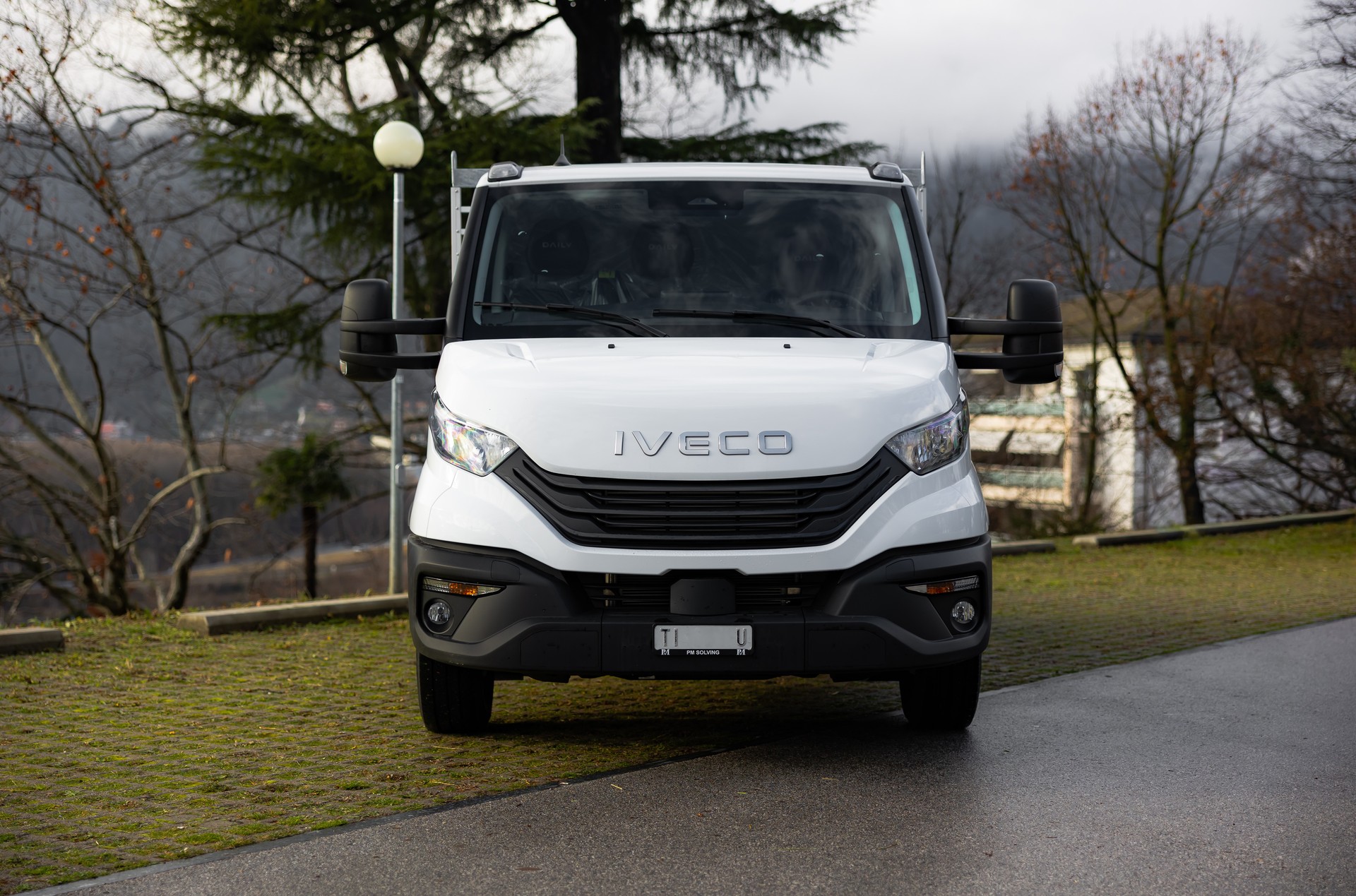 IVECO 35 S 18H A8-F30C Seitenkipper mit AHK-image-1