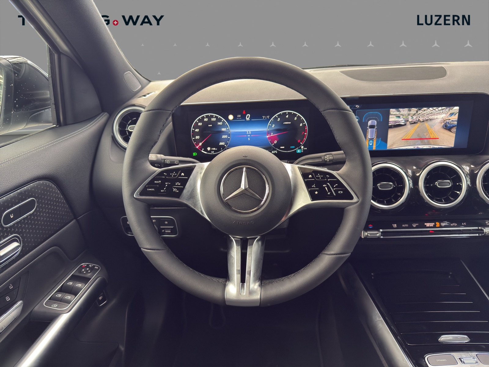 MERCEDES-BENZ GLA 200 Night Star 7G-DCT-image-10