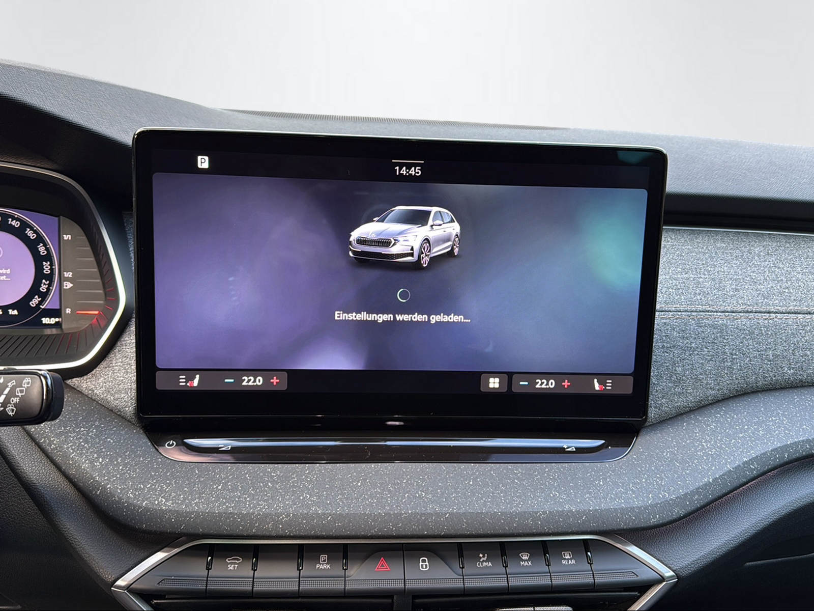SKODA Octavia Combi 2.0 TSI Selection 4x4 DSG-image-6