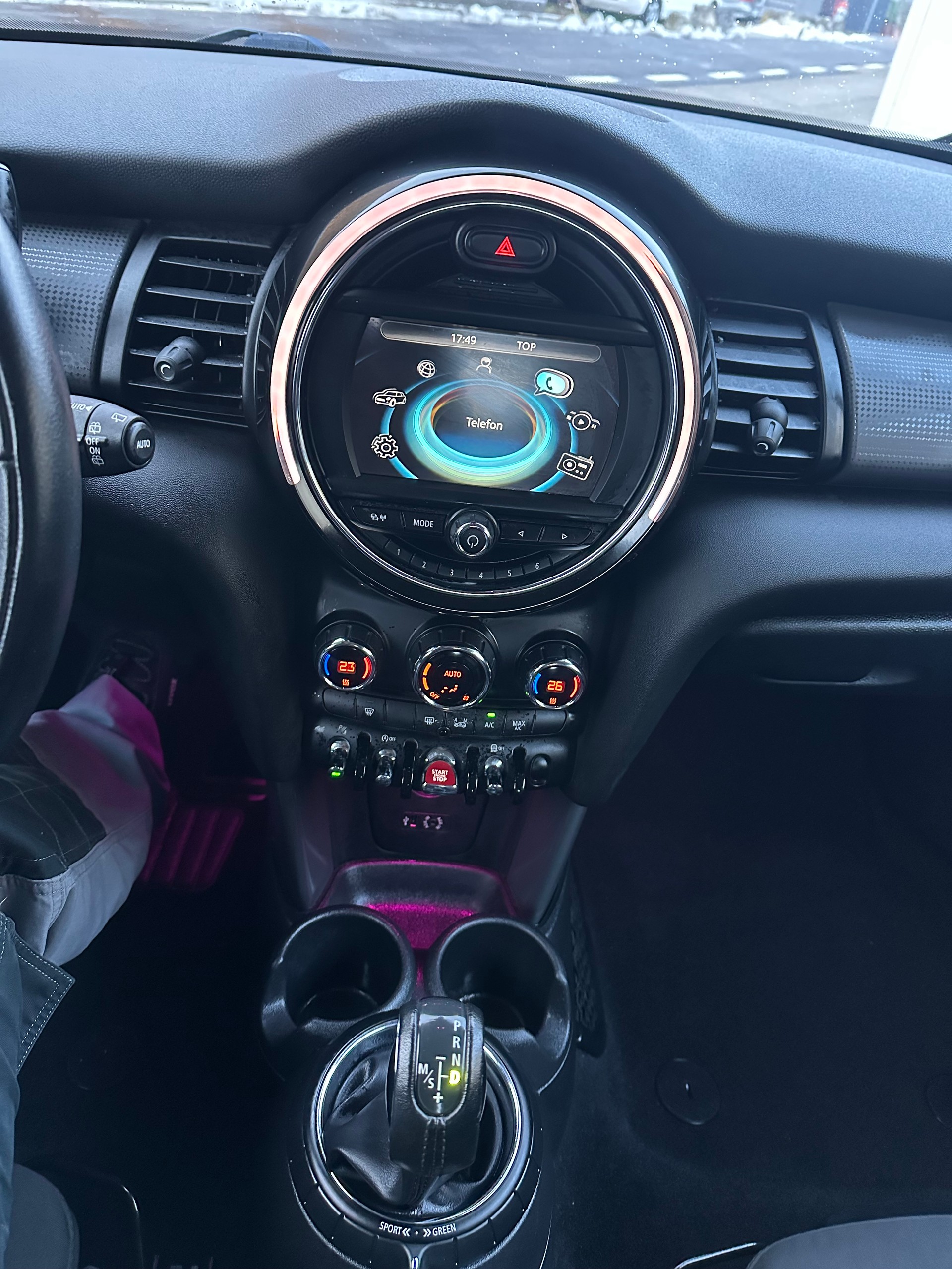 MINI Cooper Steptronic-image-12