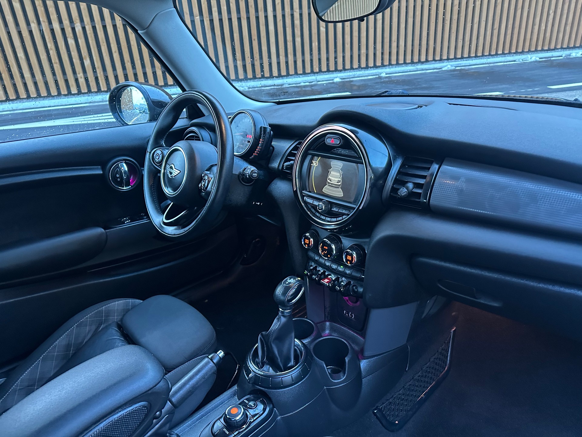 MINI Cooper Steptronic-image-9