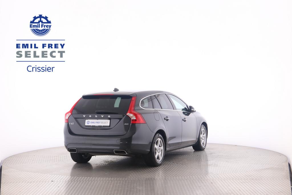 VOLVO V60 2.4 D4 Summum AWD-image-1