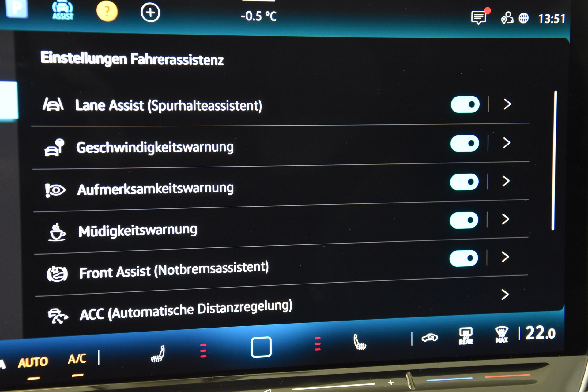 VW Passat Variant 2.0 TDI evo Elegance 4 Motion DSG-image-8