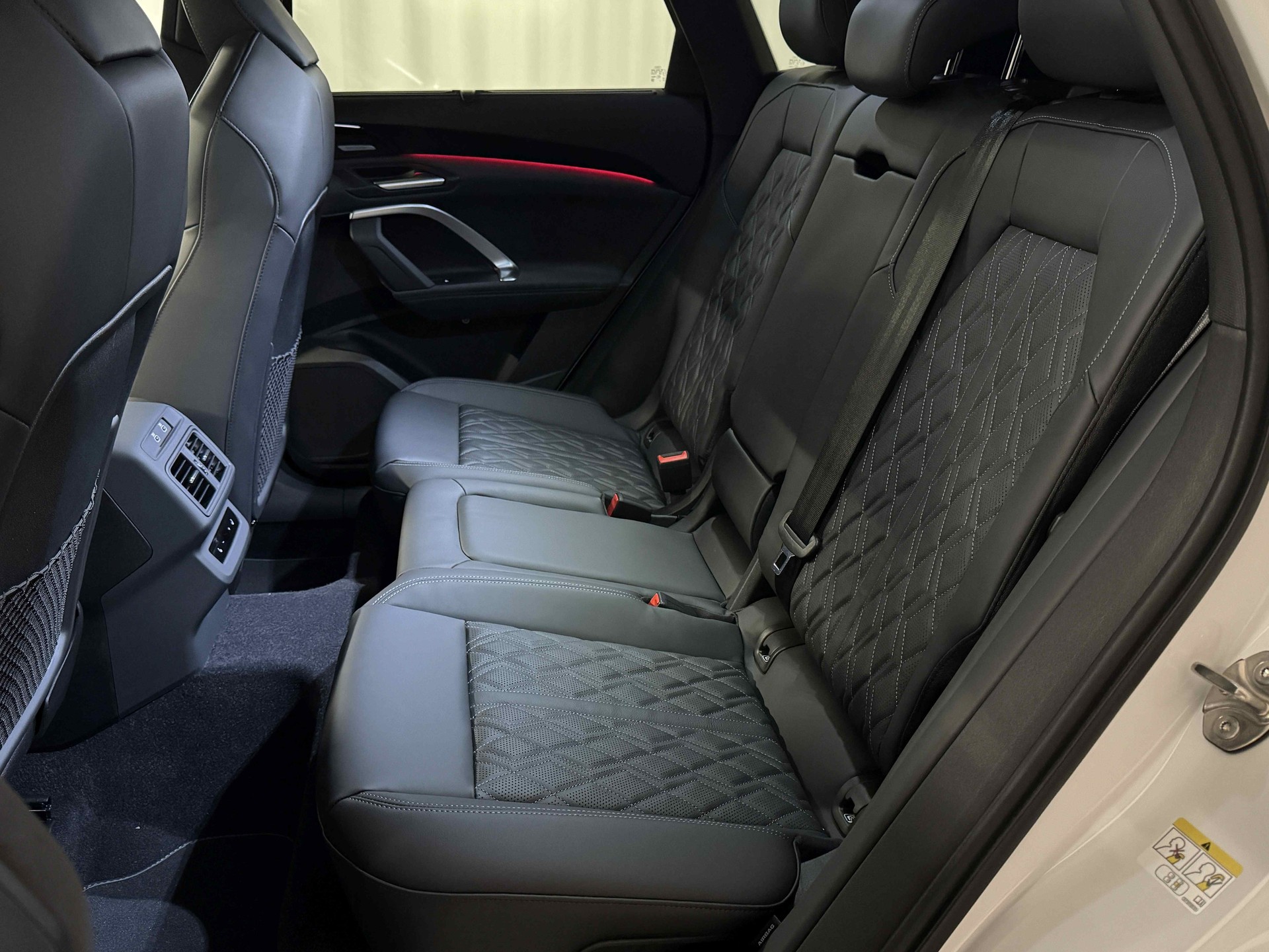 AUDI SQ5 TFSI quattro S-tronic-image-13